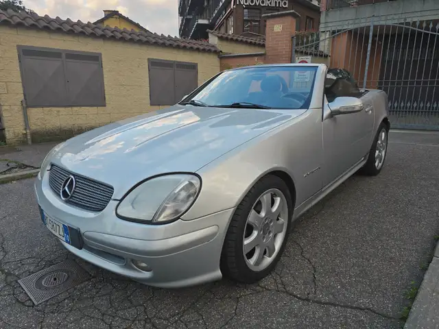 Mercedes-Benz SLK 200