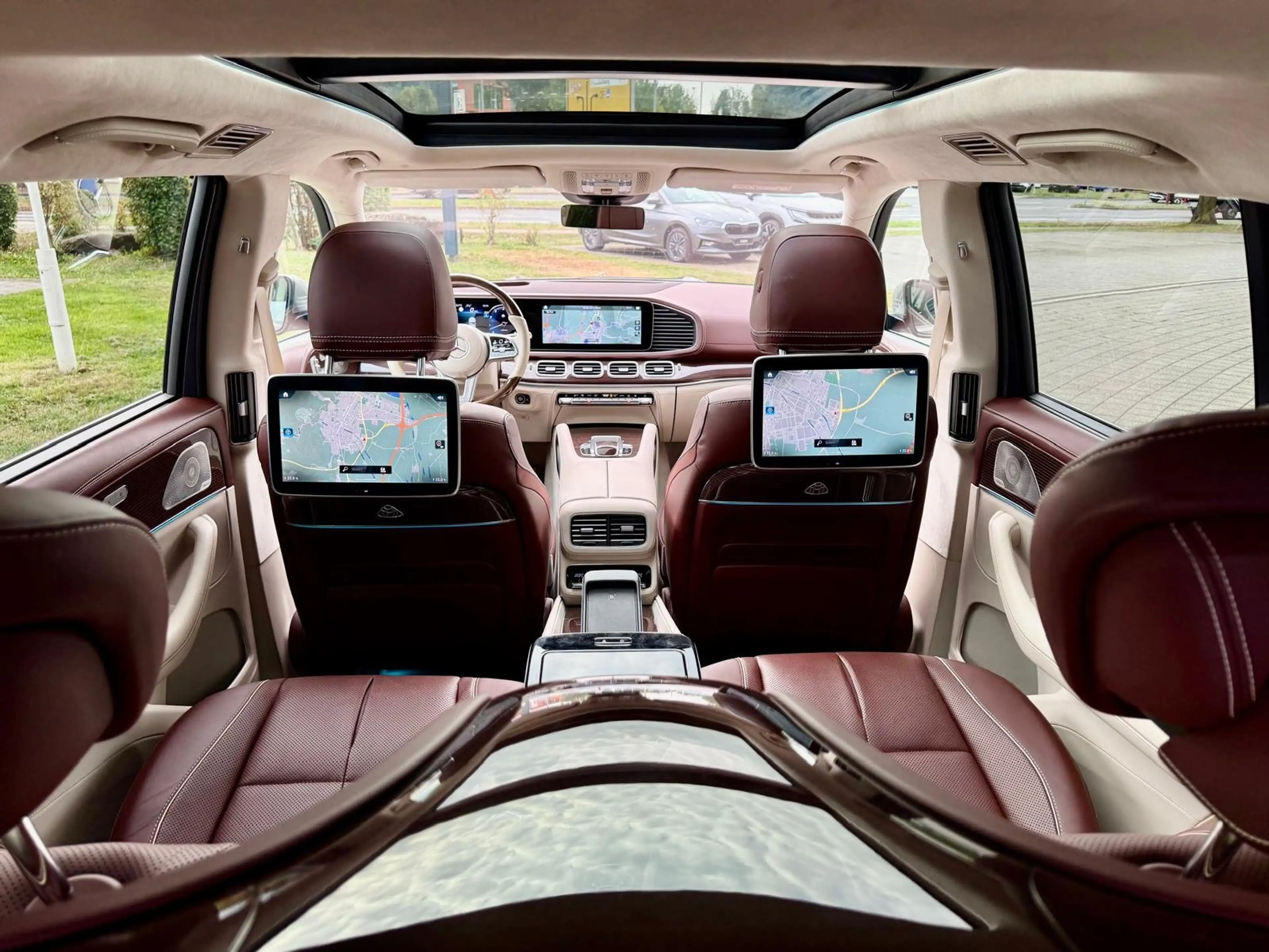 Mercedes-Benz GLS 600 Maybach GLS600 FirstClass E-ACTIVE FondTV Standh — photo 17