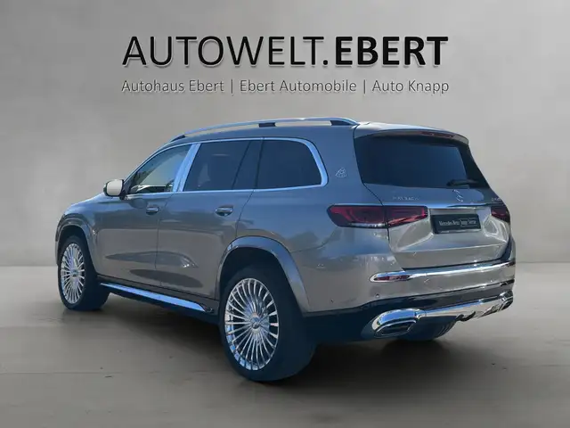 Mercedes-Benz GLS view 3