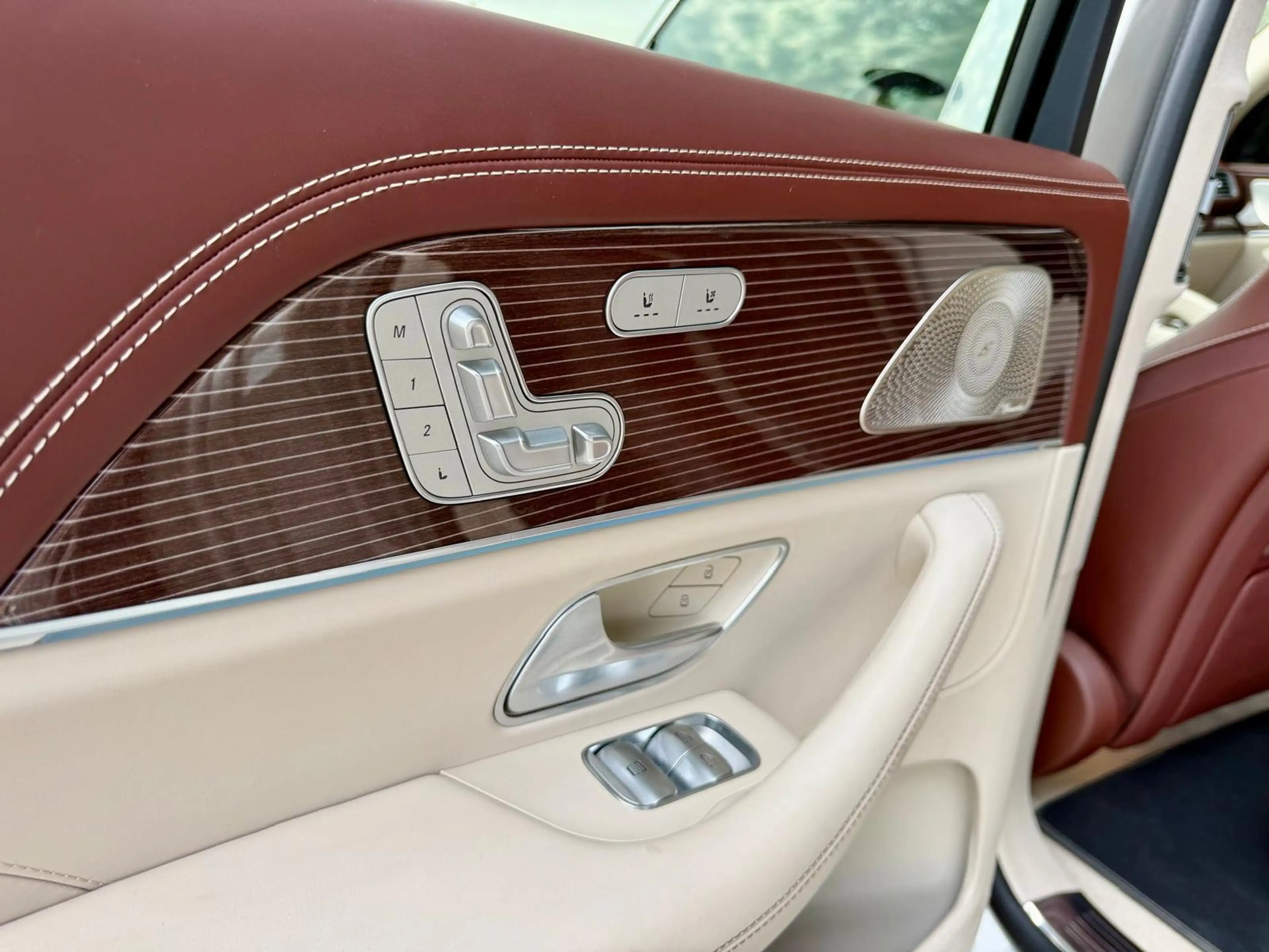 Mercedes-Benz GLS 600 Maybach GLS600 FirstClass E-ACTIVE FondTV Standh — photo 16