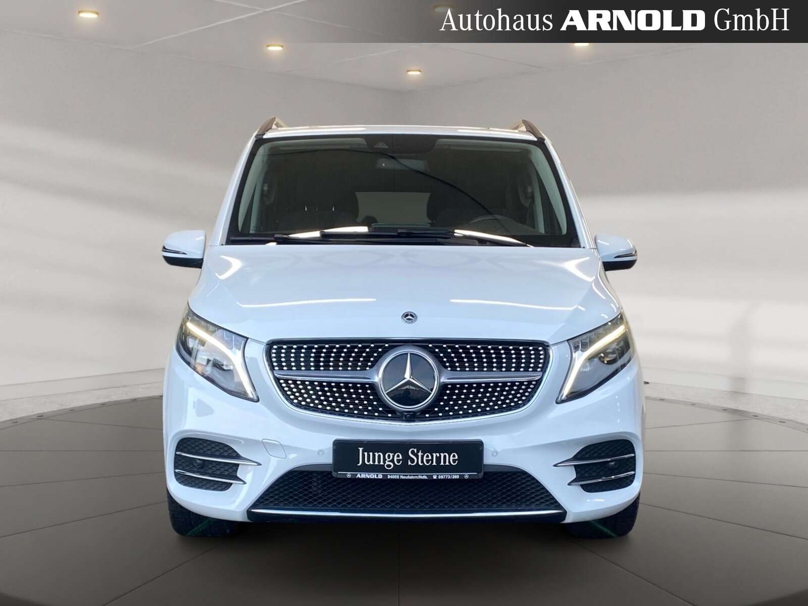 Mercedes-Benz V 220