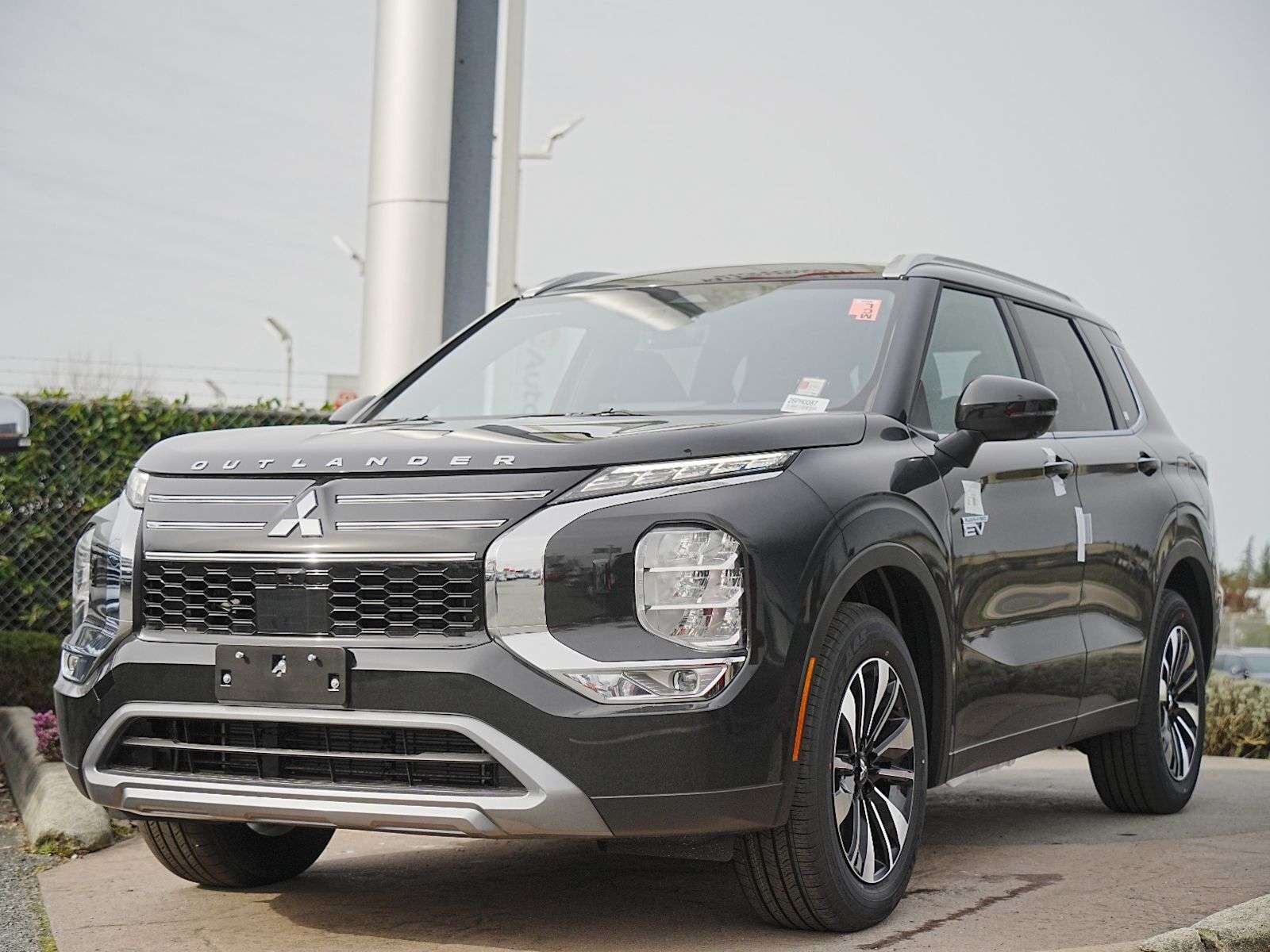 2026 Mitsubishi Outlander PHEV