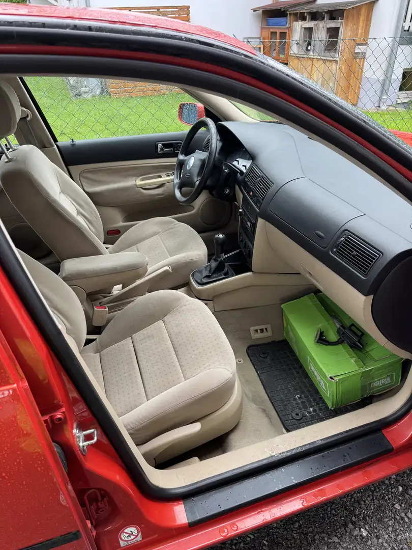 Volkswagen Golf - 2