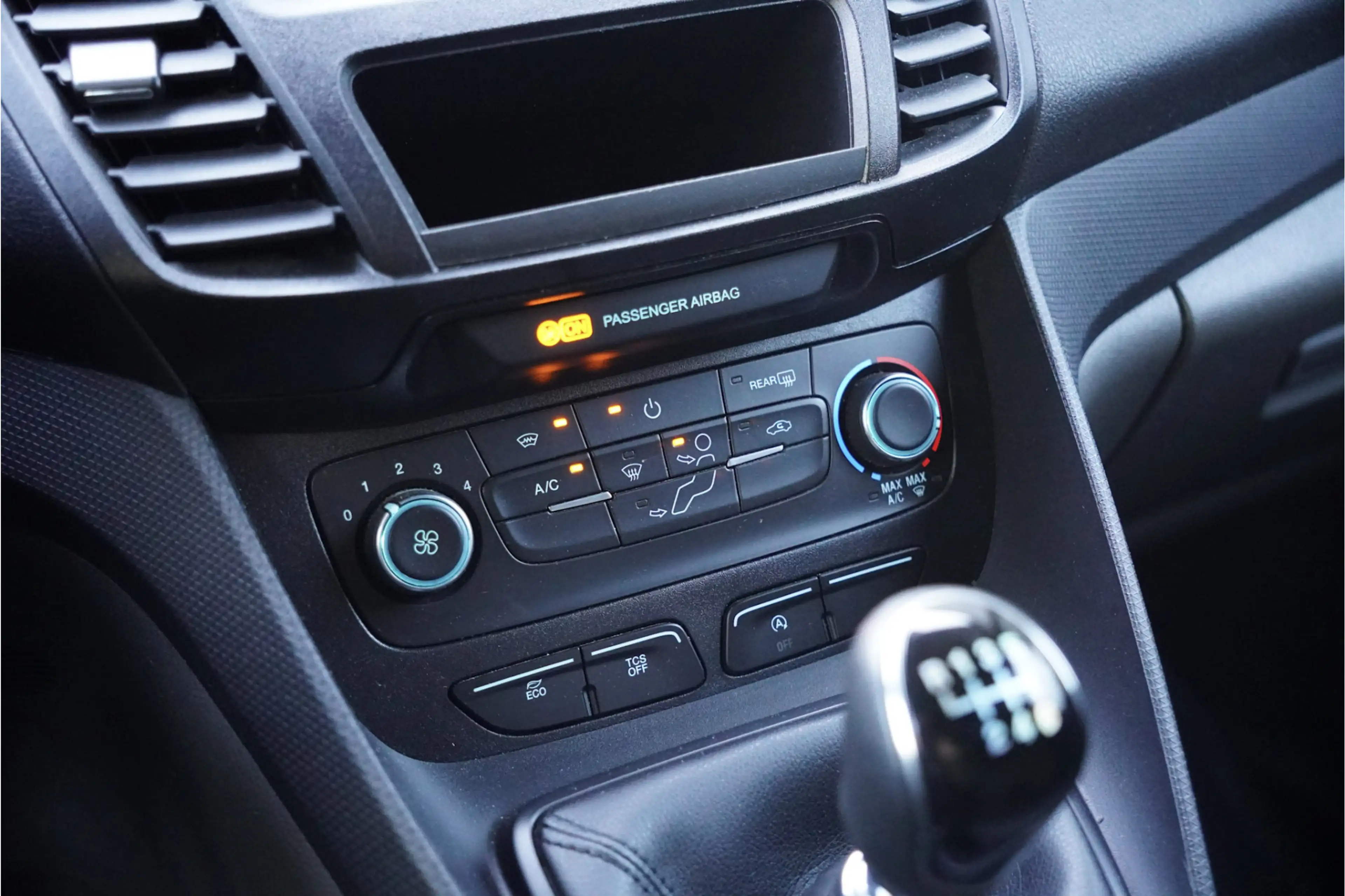 Ford Transit Connect 1.0 Benzine, AIRCO, TREKHAAK, INCL. BTW-BPM — photo 10