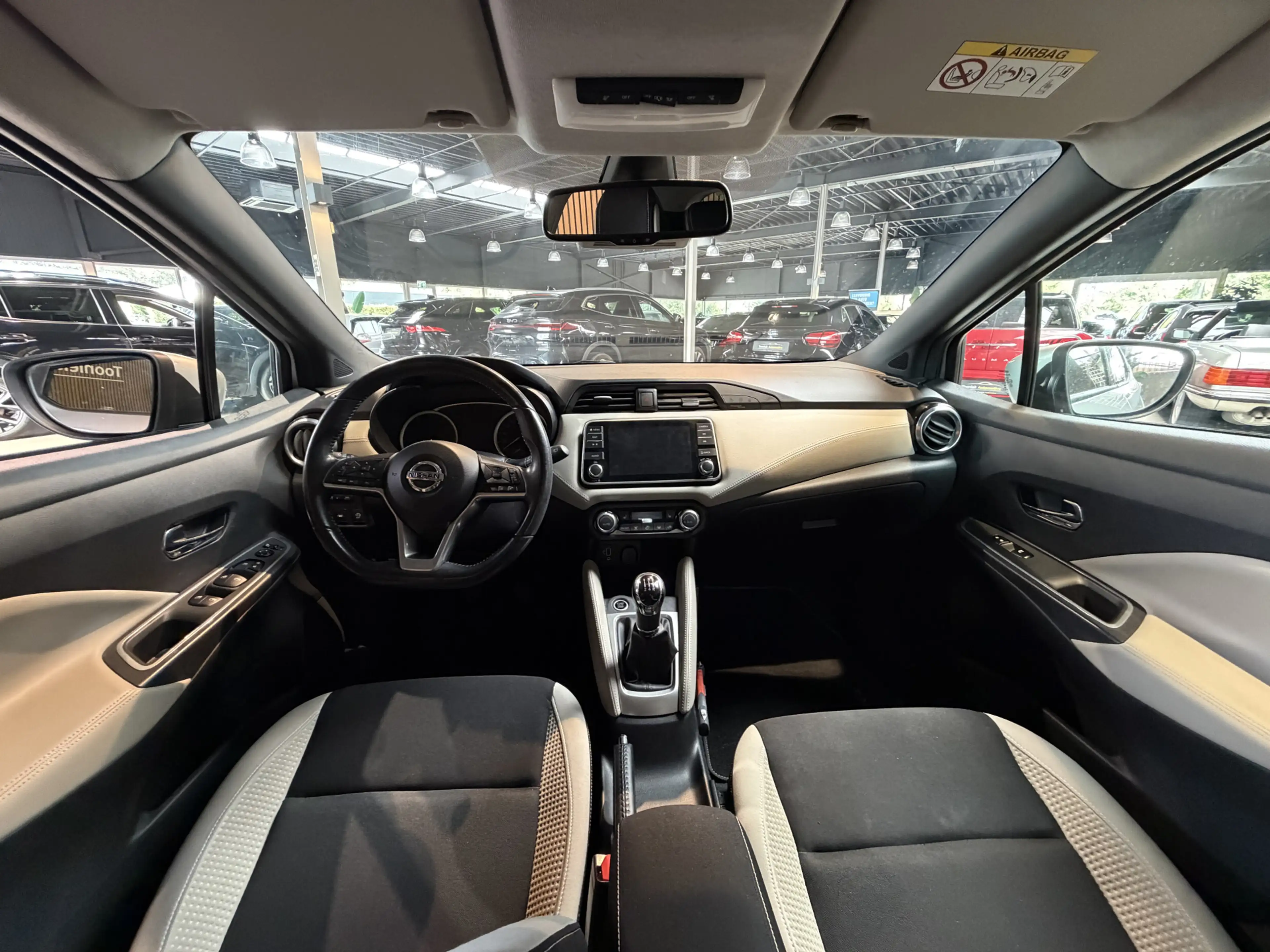 Nissan Micra 1.0 IG-T Tekna achteruitrijcamera - stoelverwarmin — photo 17