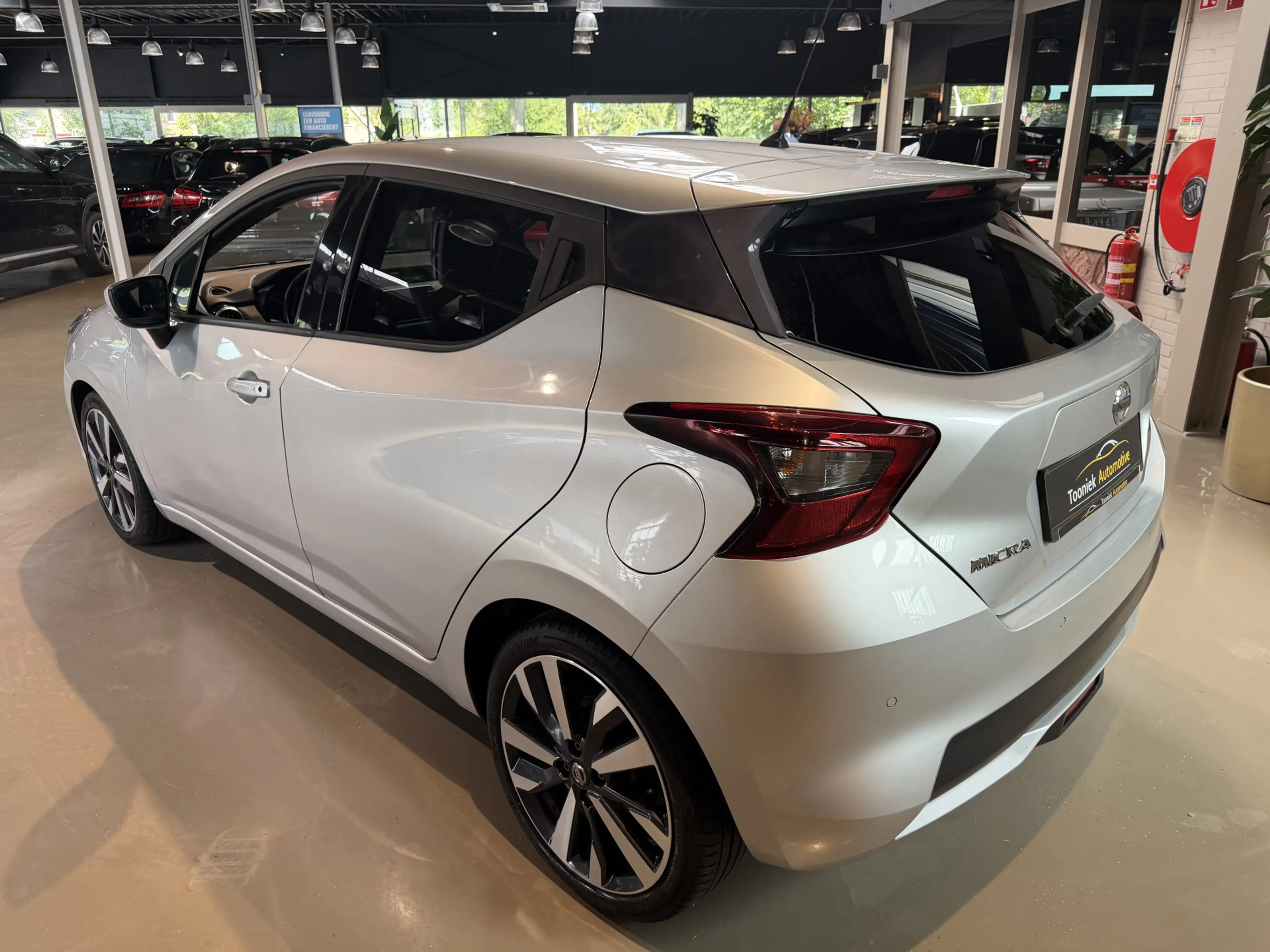 Nissan Micra 1.0 IG-T Tekna achteruitrijcamera - stoelverwarmin — photo 5