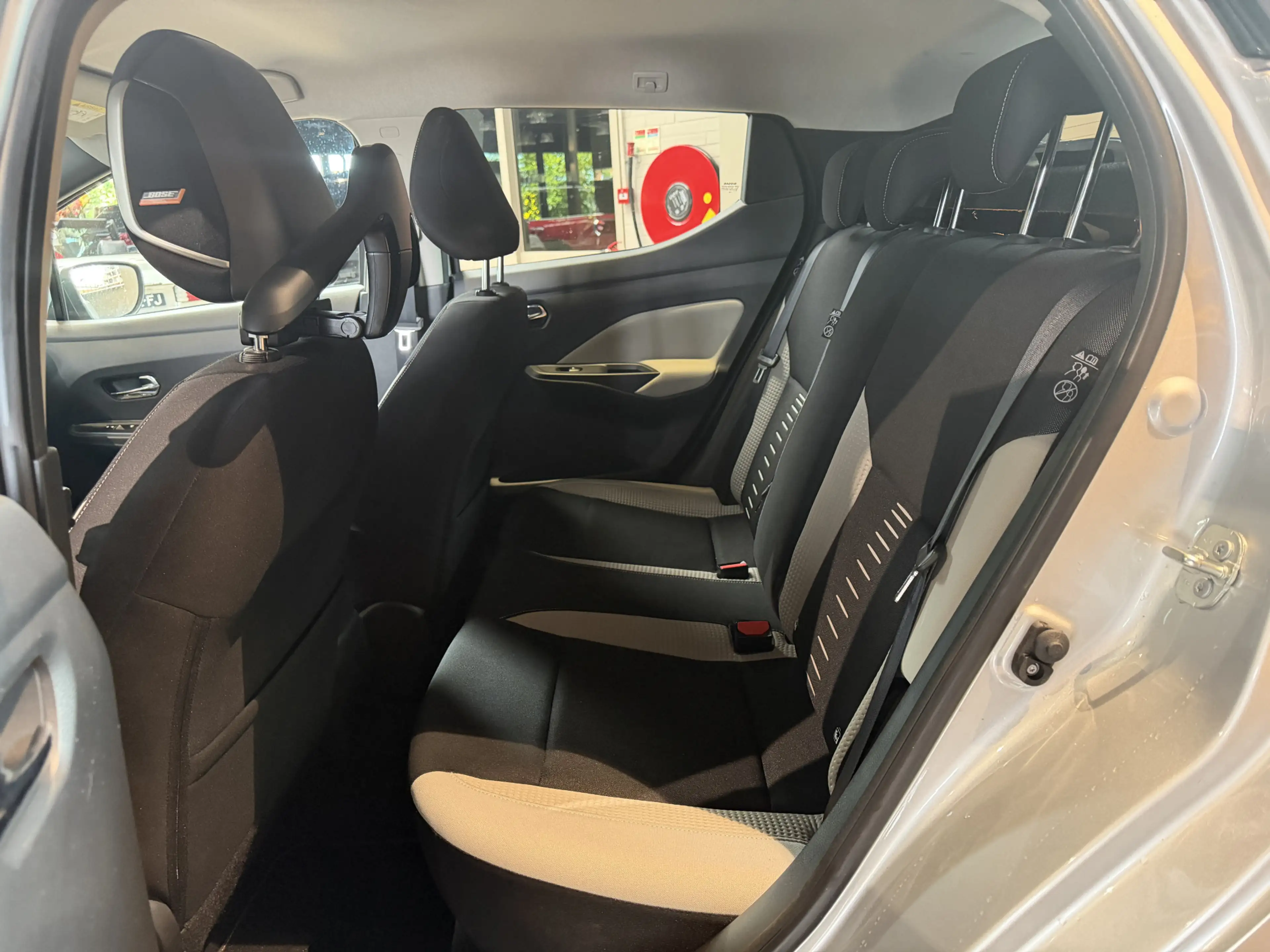 Nissan Micra 1.0 IG-T Tekna achteruitrijcamera - stoelverwarmin — photo 14