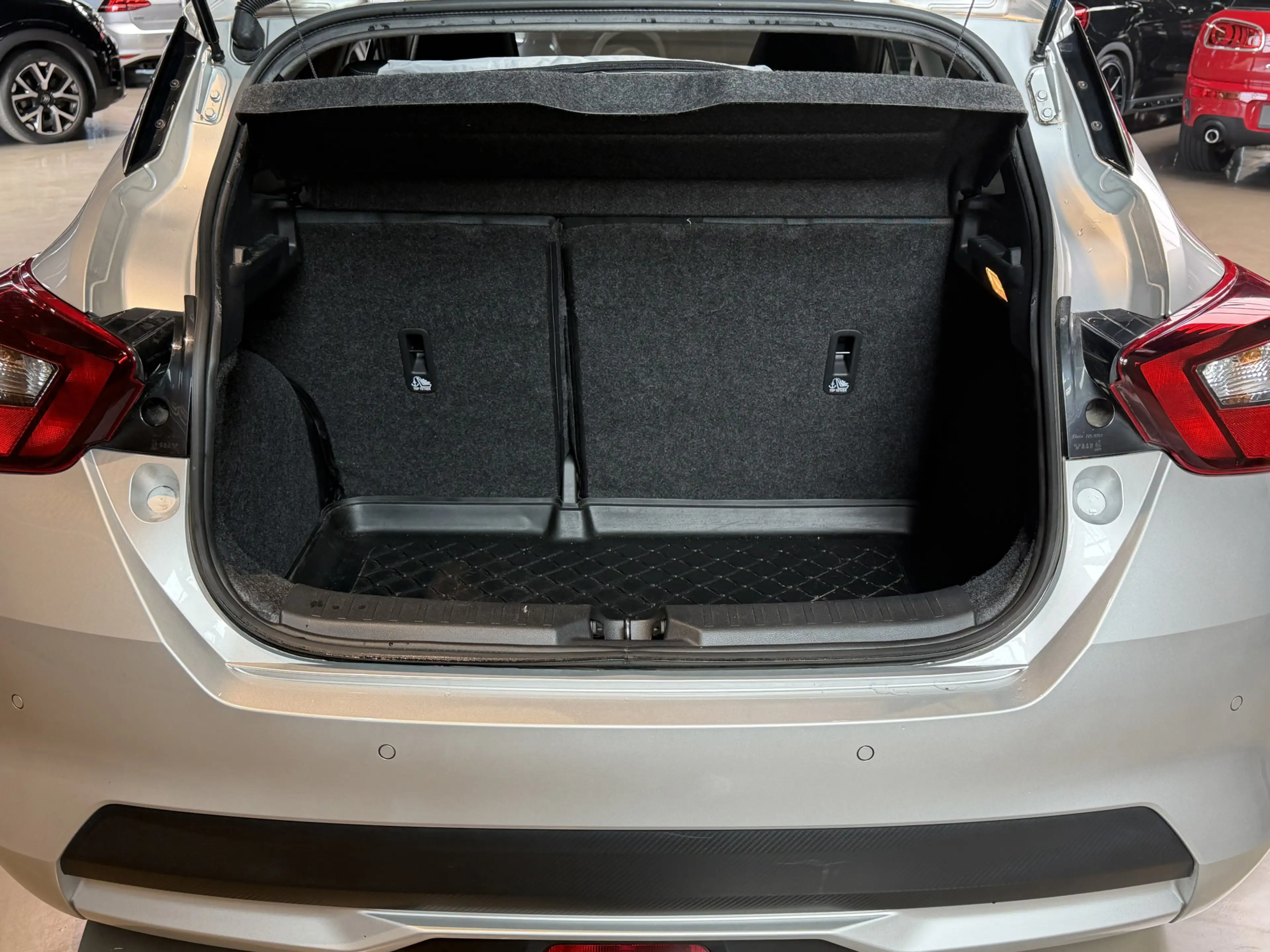 Nissan Micra 1.0 IG-T Tekna achteruitrijcamera - stoelverwarmin — photo 20