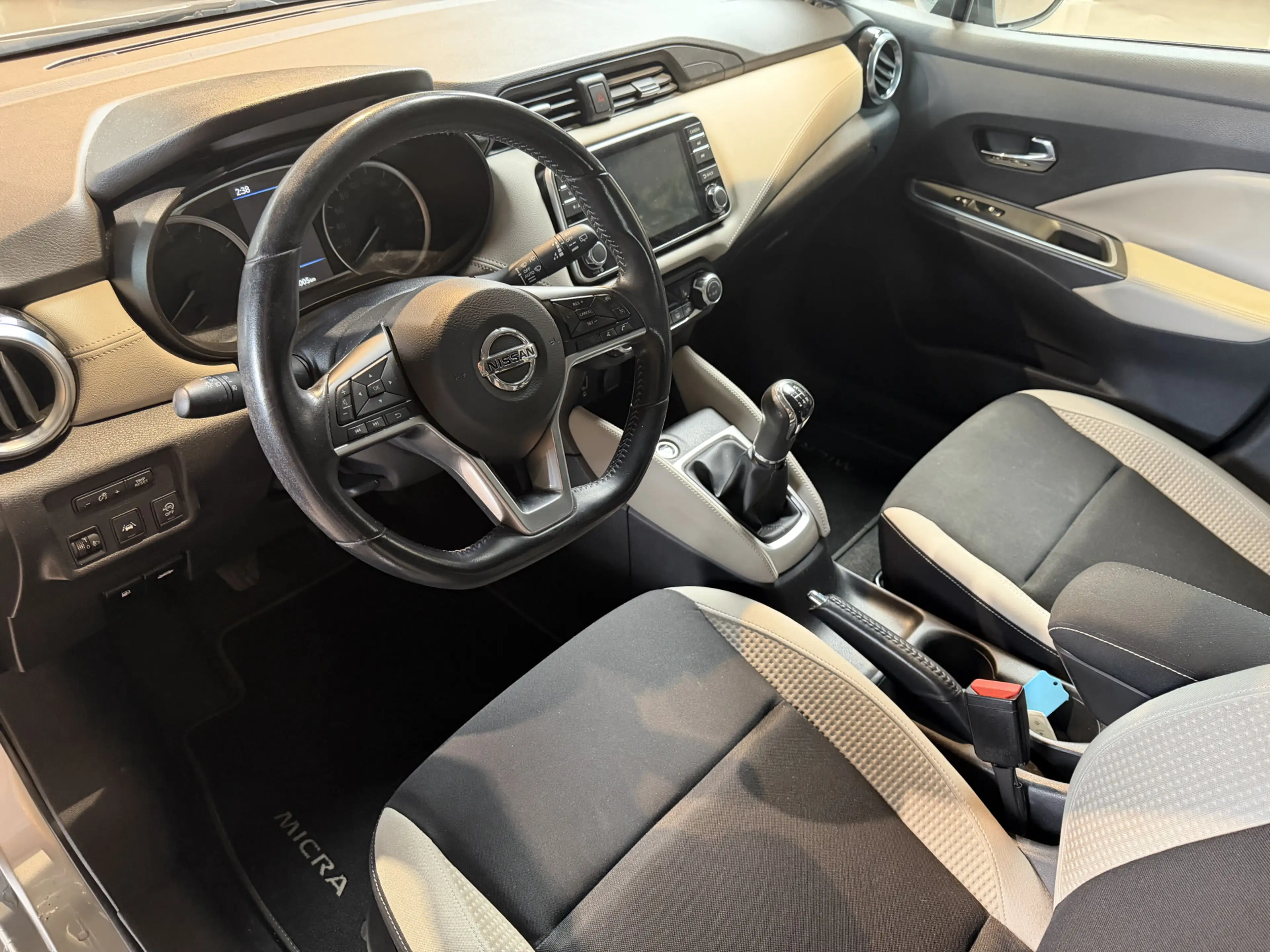 Nissan Micra 1.0 IG-T Tekna achteruitrijcamera - stoelverwarmin — photo 12