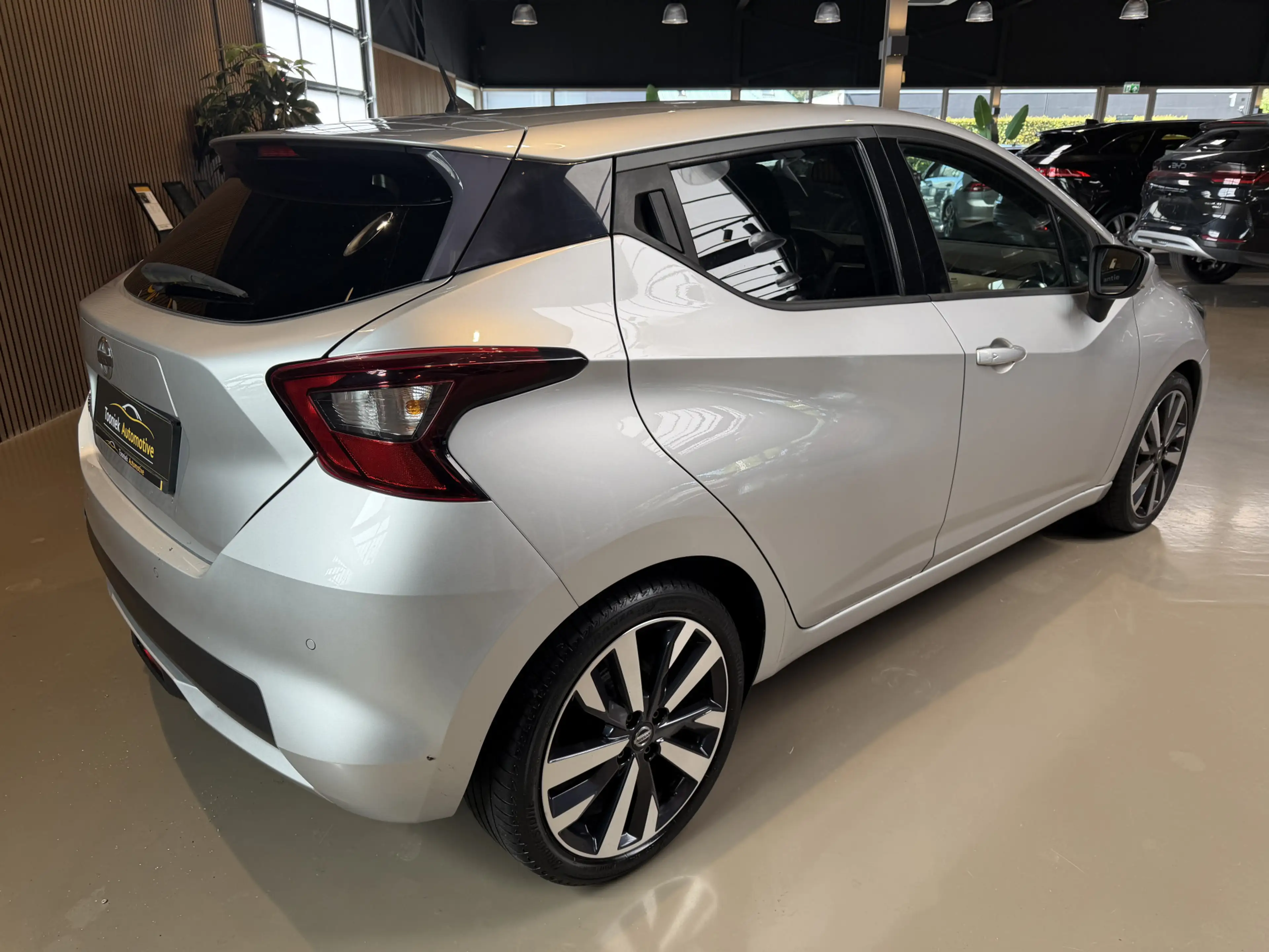 Nissan Micra 1.0 IG-T Tekna achteruitrijcamera - stoelverwarmin — photo 3
