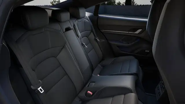 Porsche Taycan view 10