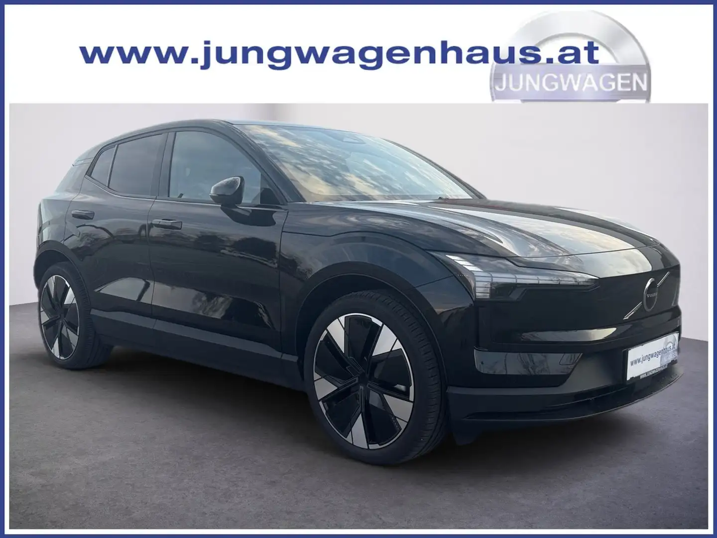Volvo EX30 Twin Motor Performance AWD 69kWh Plus Noir - 2