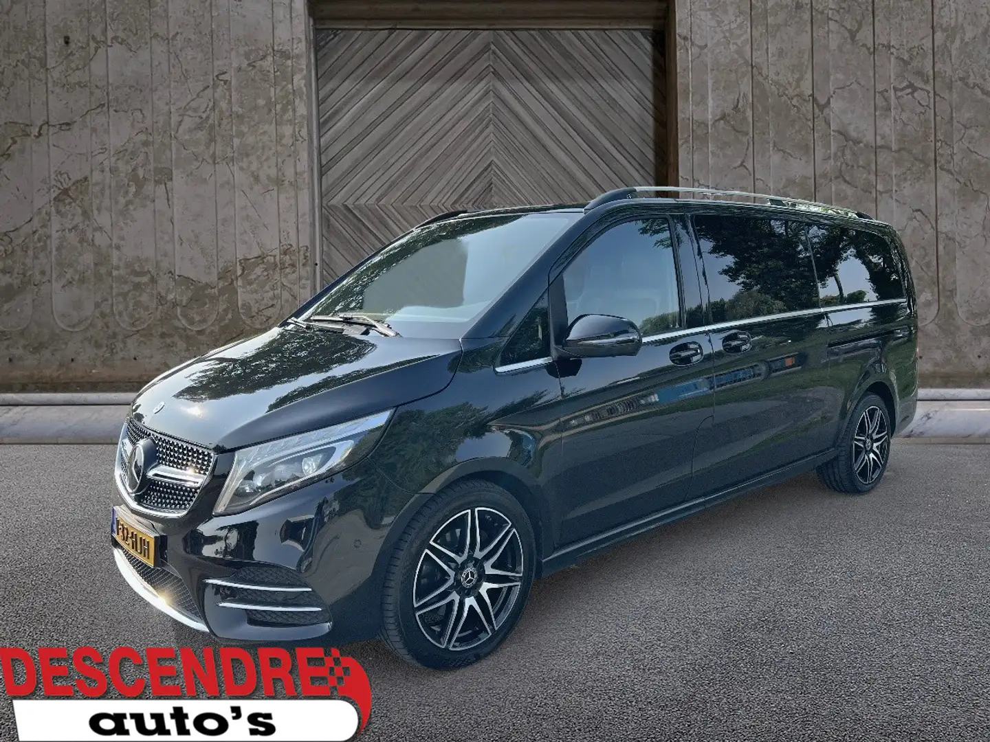 Mercedes-Benz V 250 250d Extra Lang DC AMG Avantgarde marge Schwarz - 1