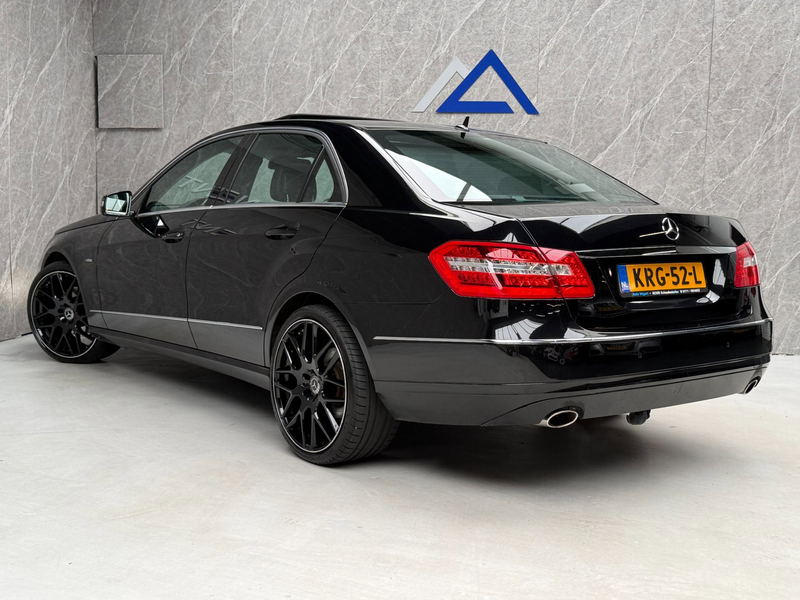 Mercedes-Benz E 350 CGI Avantgarde 293 PK / Open Dak — photo 4
