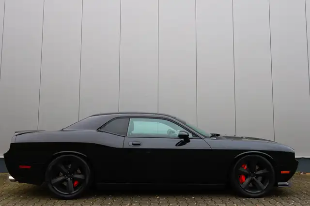 Dodge Challenger DODGE 6.1 Supercharger