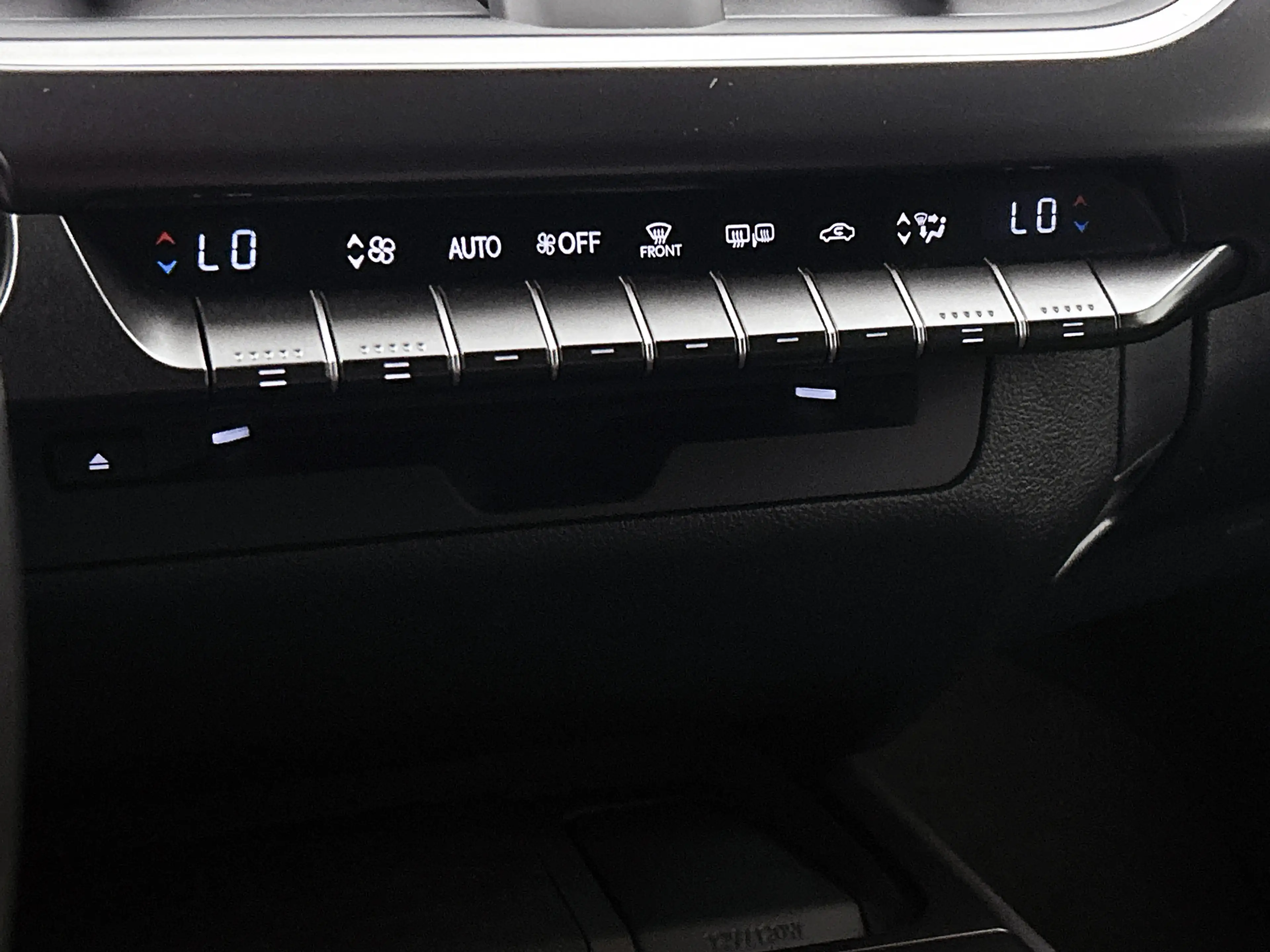 Lexus UX 250h Preference Line | Parkeersensoren | Apple CarPlay — photo 9