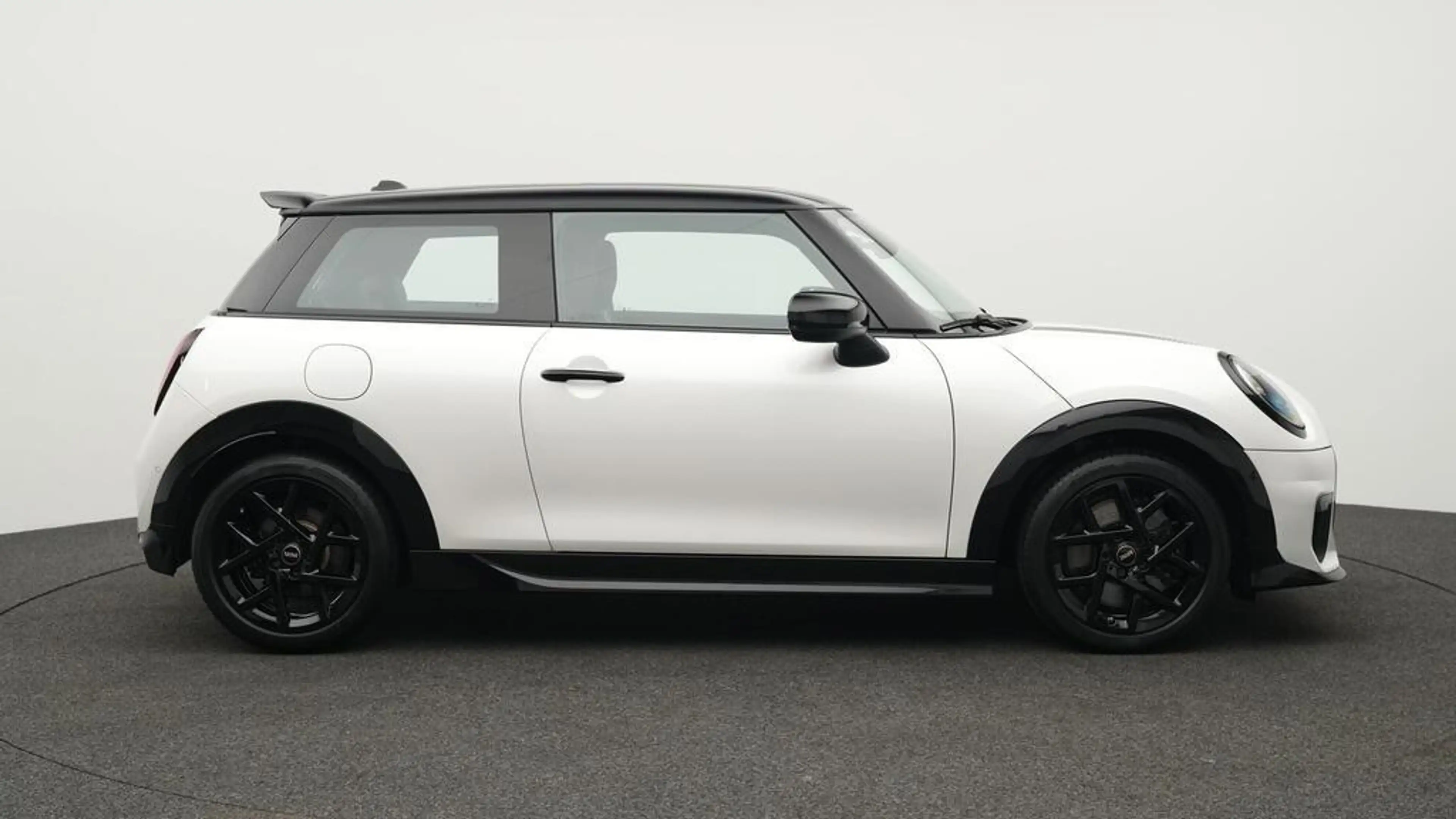 MINI Cooper S John Cooper Works Trim — photo 2