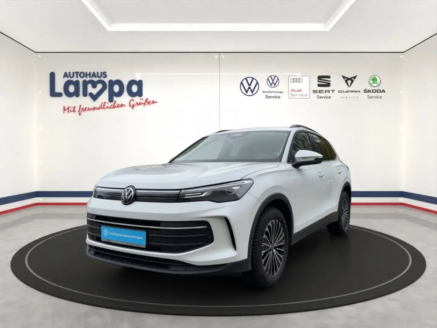 Volkswagen Tiguan Life 2.0 TDI DSG AHK,NAV,RFK,ACC,LED Weiß - 1