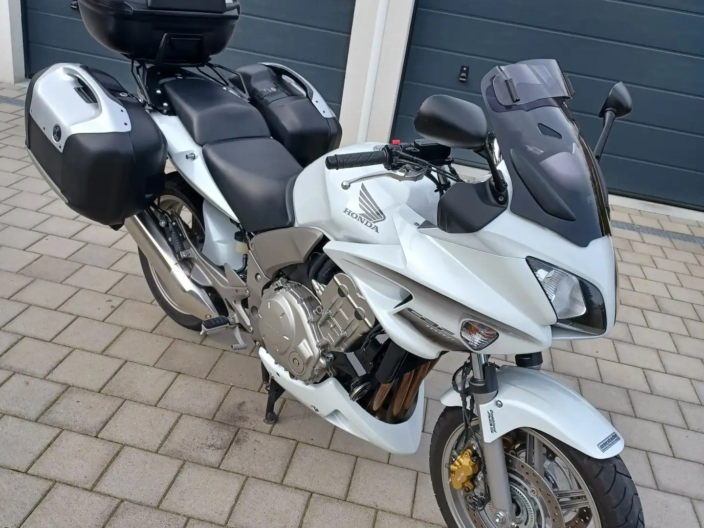 Honda CBF 1000 Weiß - 2
