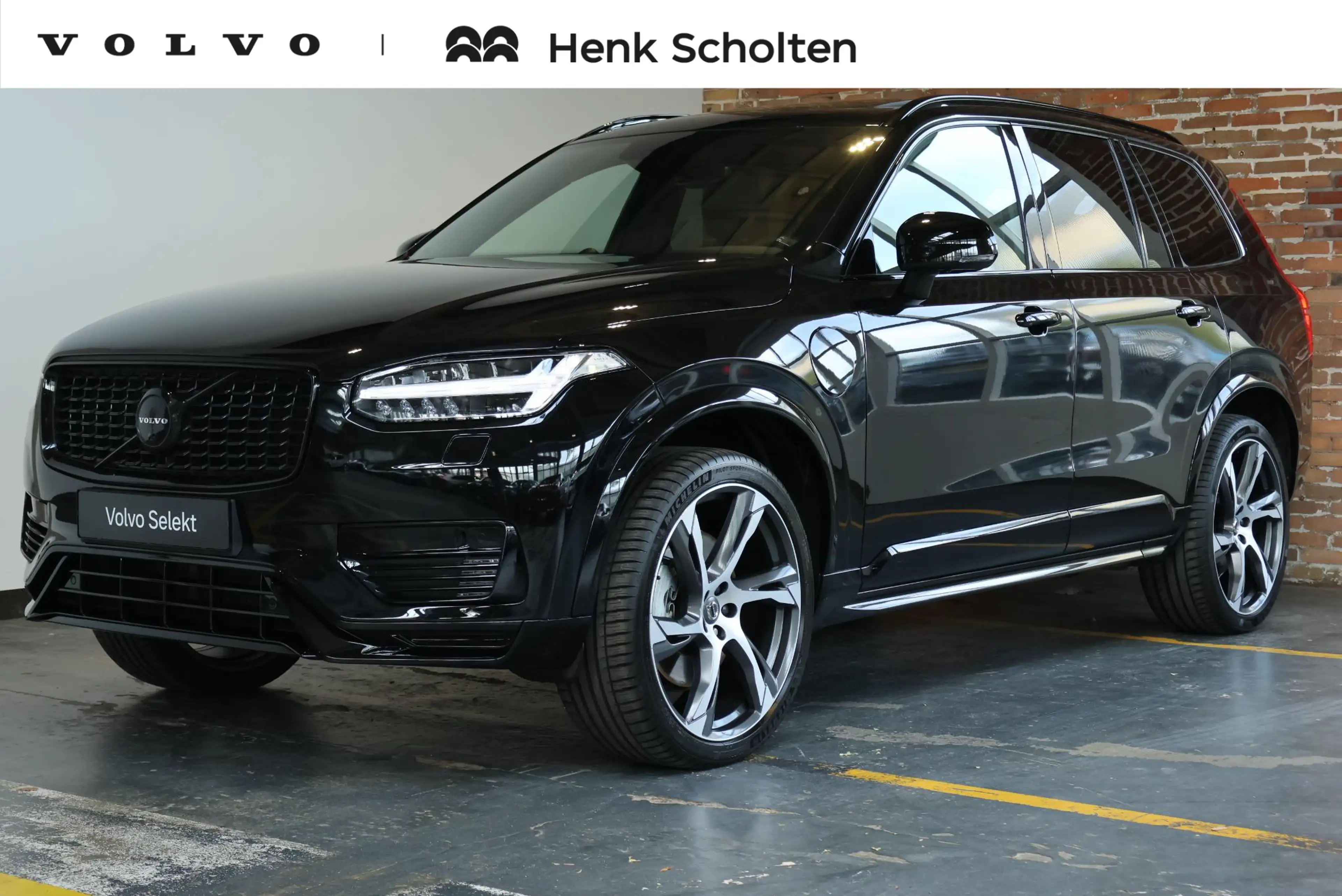 Volvo XC90 T8 Recharge AWD R-Design | Parkeerverwarming | Bow