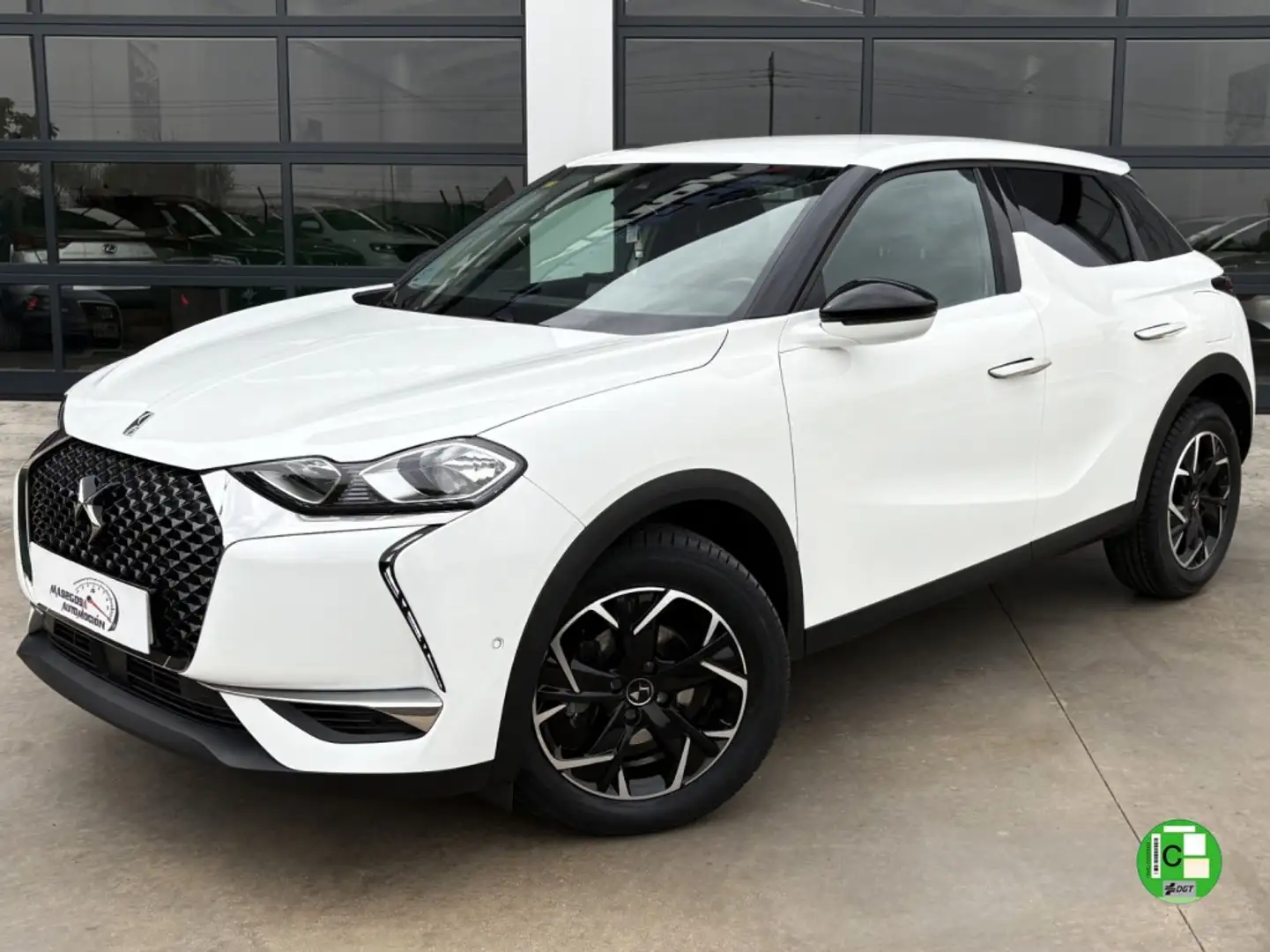 DS Automobiles DS 3 Crossback Puretech So Chic 100 Blanc - 1