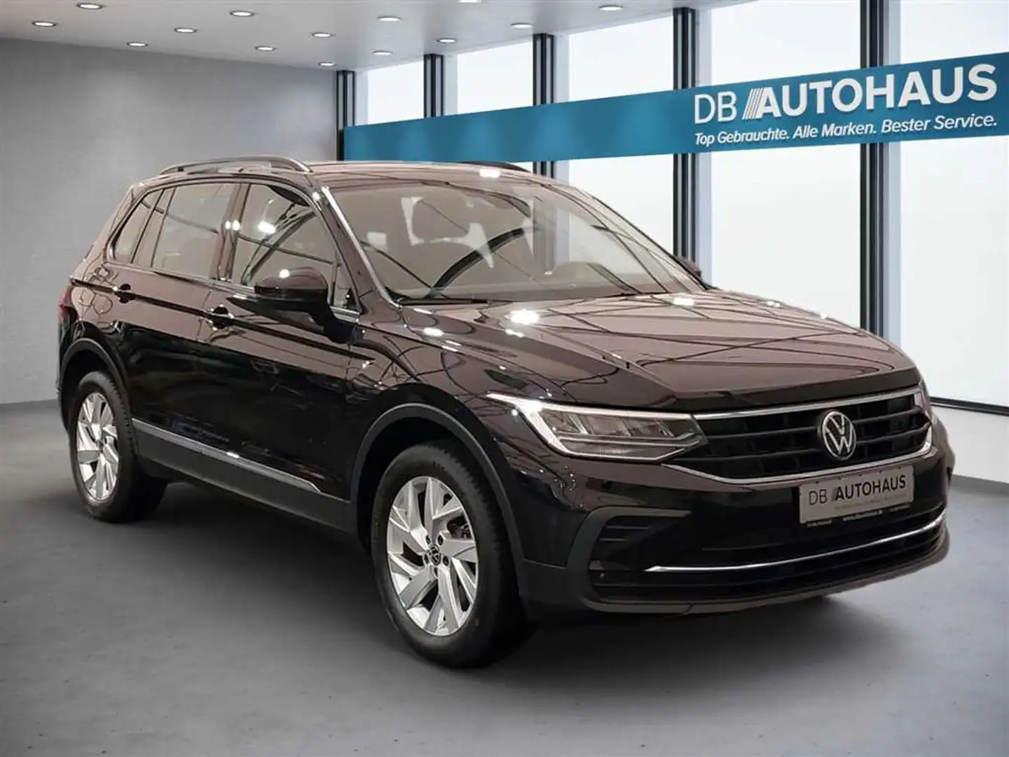 Volkswagen Tiguan Life 2.0 TSI DSG 4MOTION Schwarz - 2