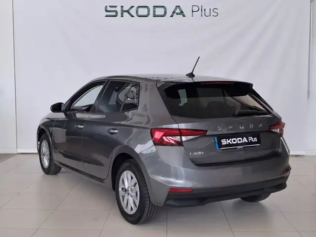 Skoda Fabia view 2