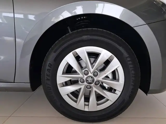 Skoda Fabia view 8