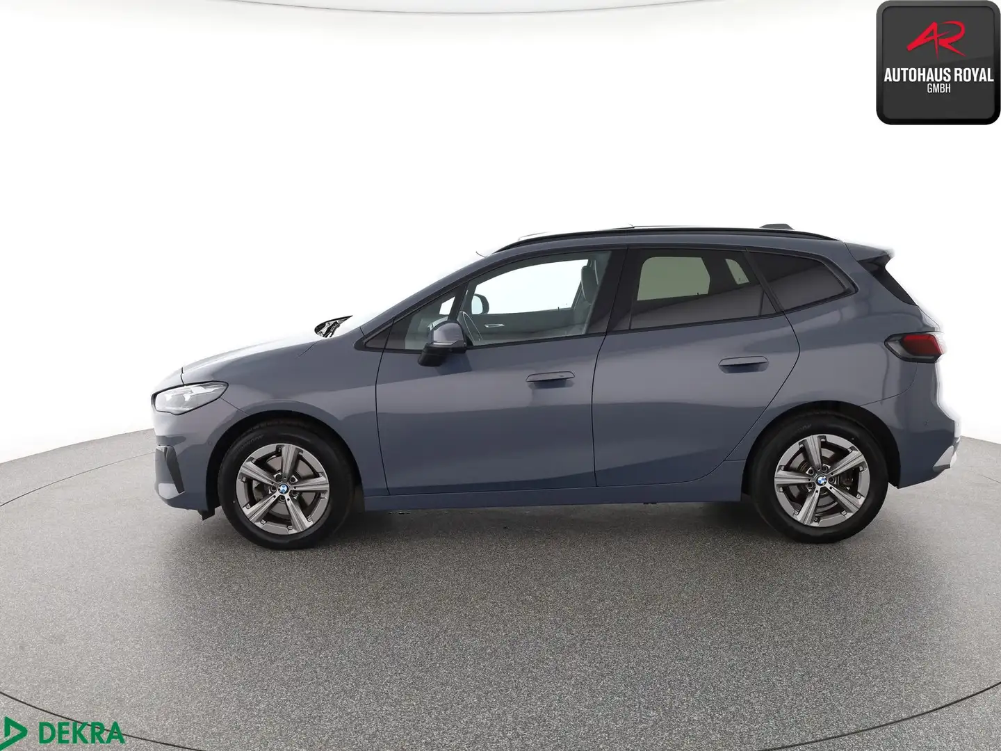 BMW 220 Active Tourer i SHADOW LINE HUD,PANO,360GRAD Gris - 2