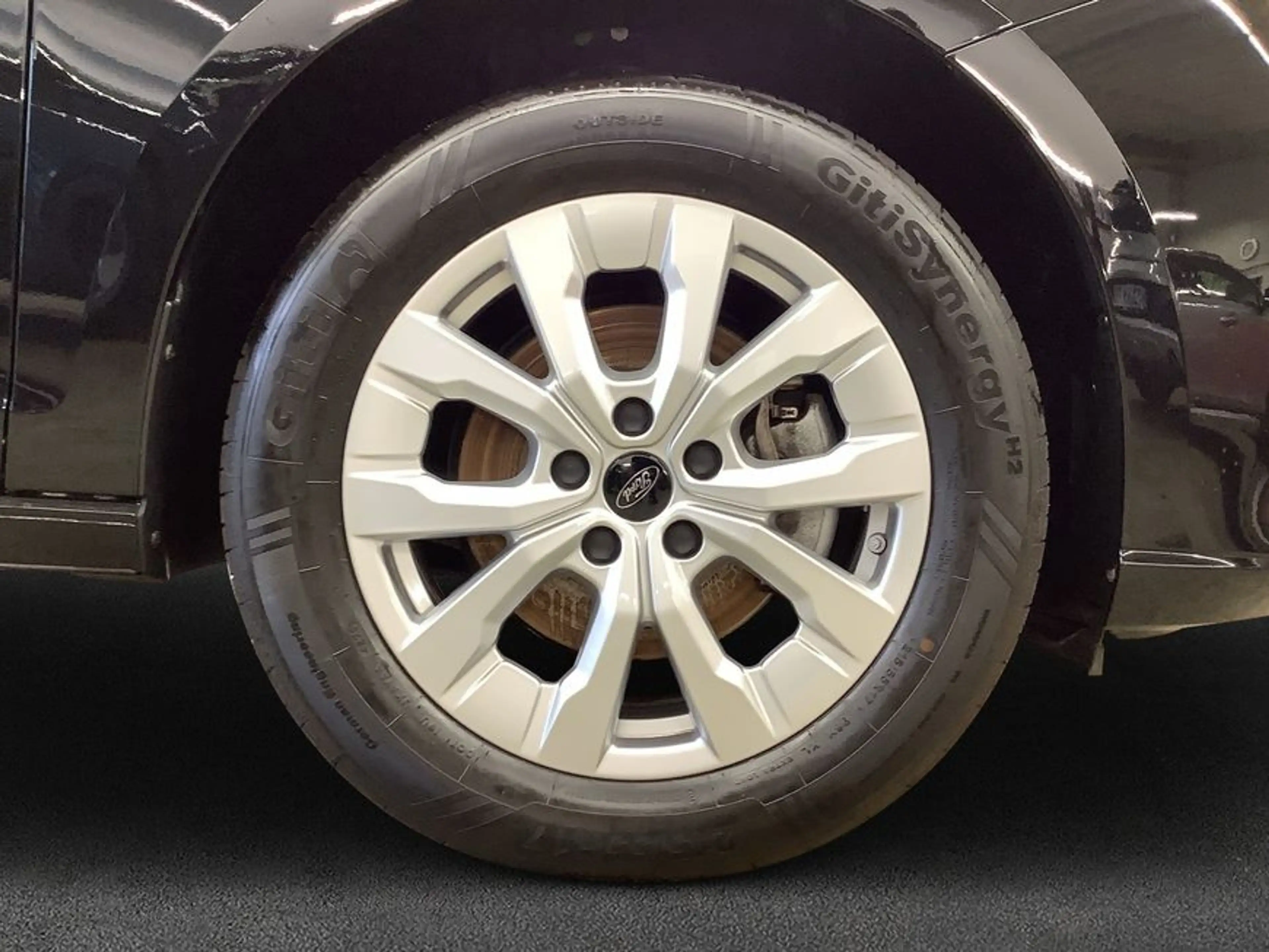 Ford Grand Tourneo Connect 1.5 EB TITANIUM RFC*ACC — photo 7