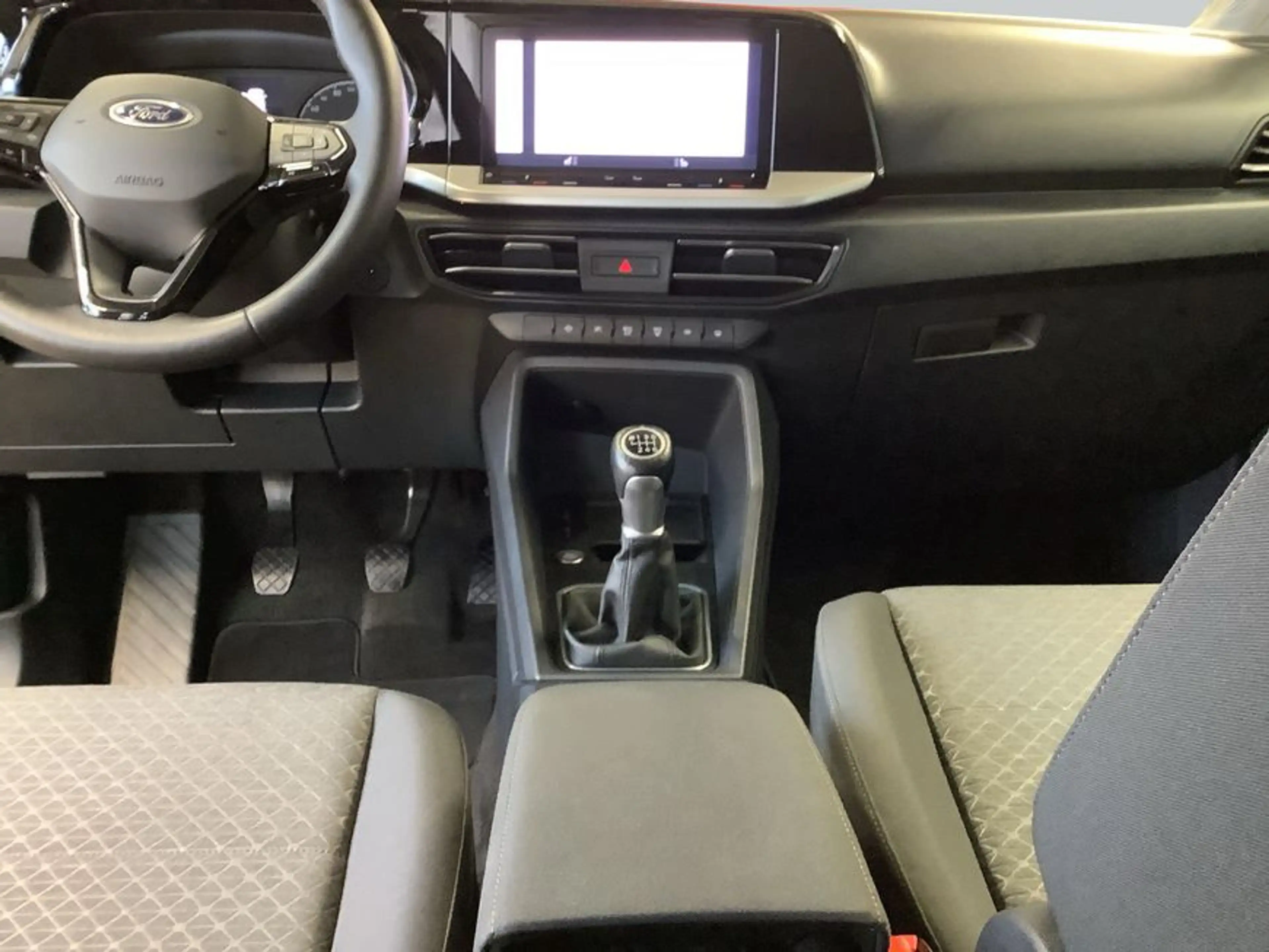 Ford Grand Tourneo Connect 1.5 EB TITANIUM RFC*ACC — photo 14