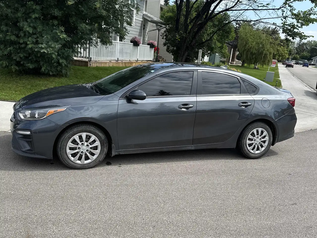 Kia Forte снимка Kia Forte