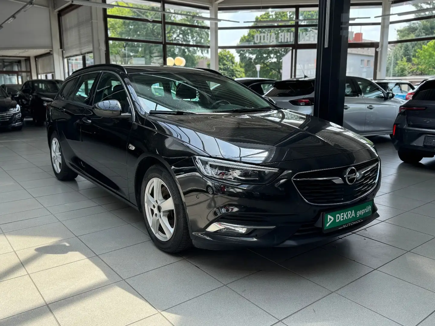 Opel Insignia 2.0CDTI Sports Tourer Business Edition Schwarz - 2