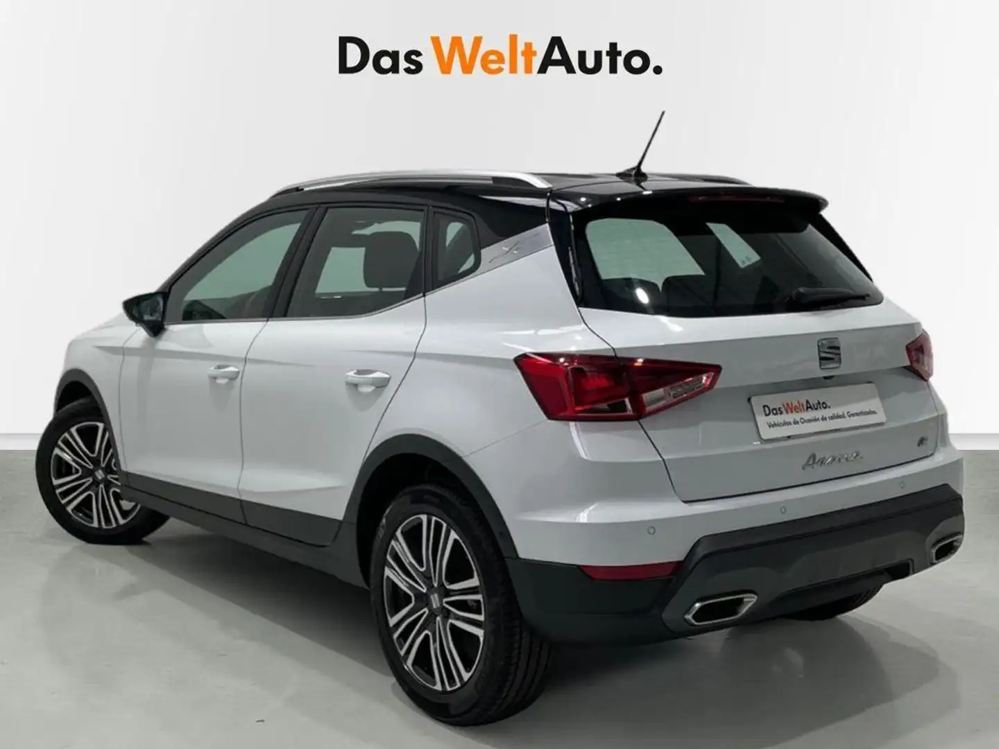 SEAT Arona 1.0 TSI S&S FR XM 110 Wit - 2