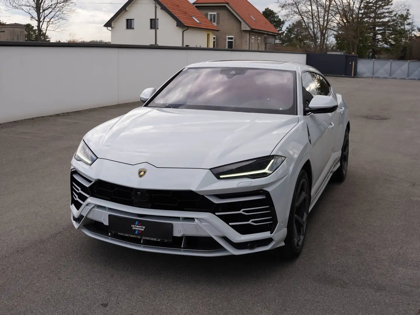 Lamborghini Urus Urus *1 Besitz*Ö-Auto*Garantie*TAUSCH*LEASING* Weiß - 1