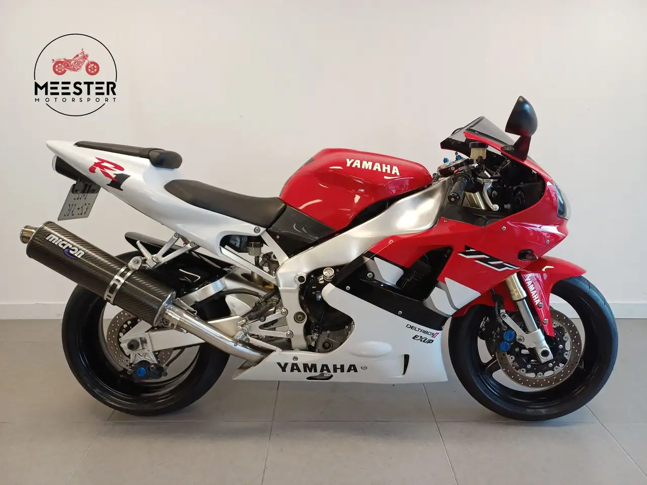Yamaha YZF-R1