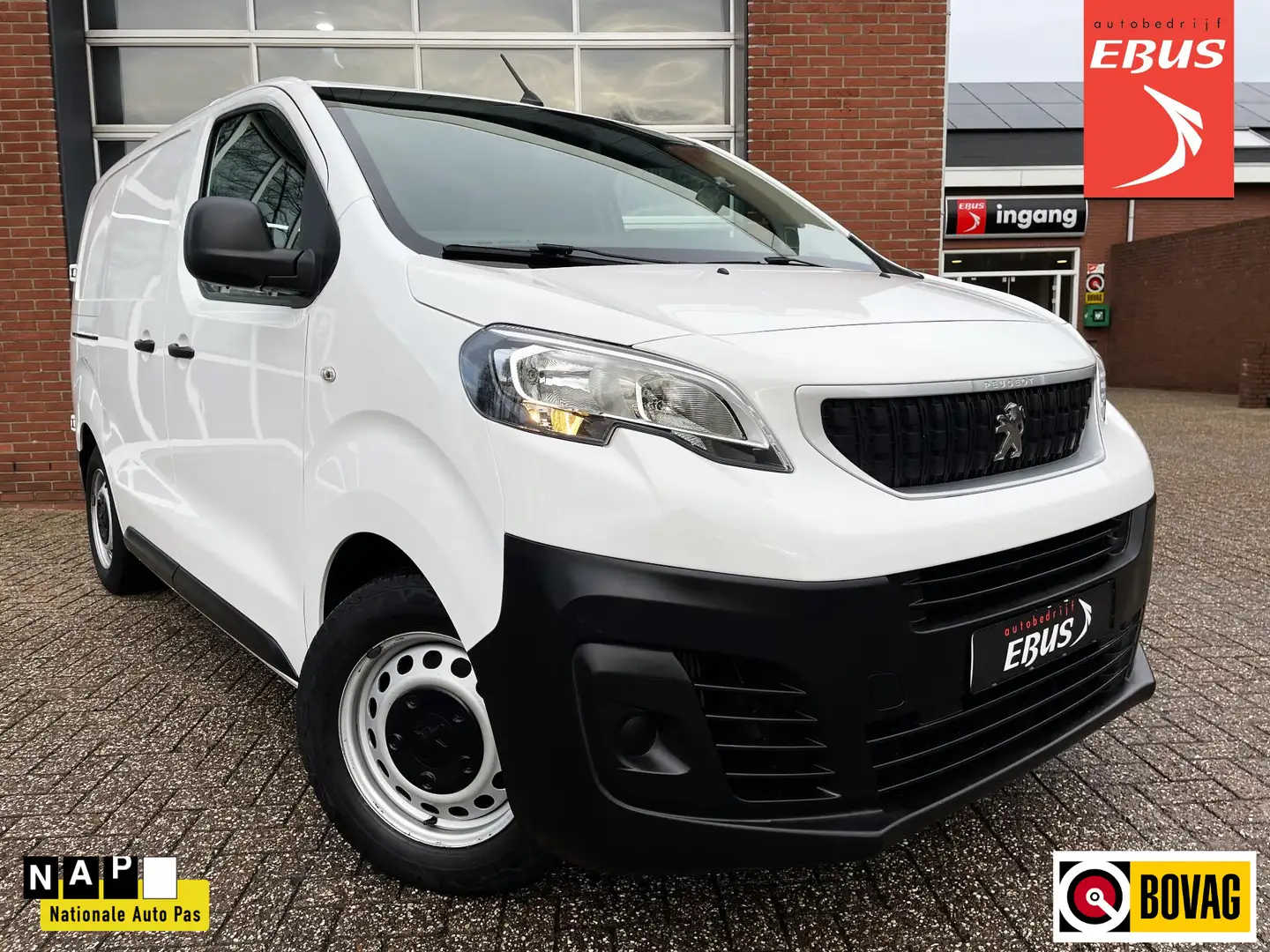 Peugeot Expert 1.5 BlueHDI 100 Compact Premium Blanc - 1