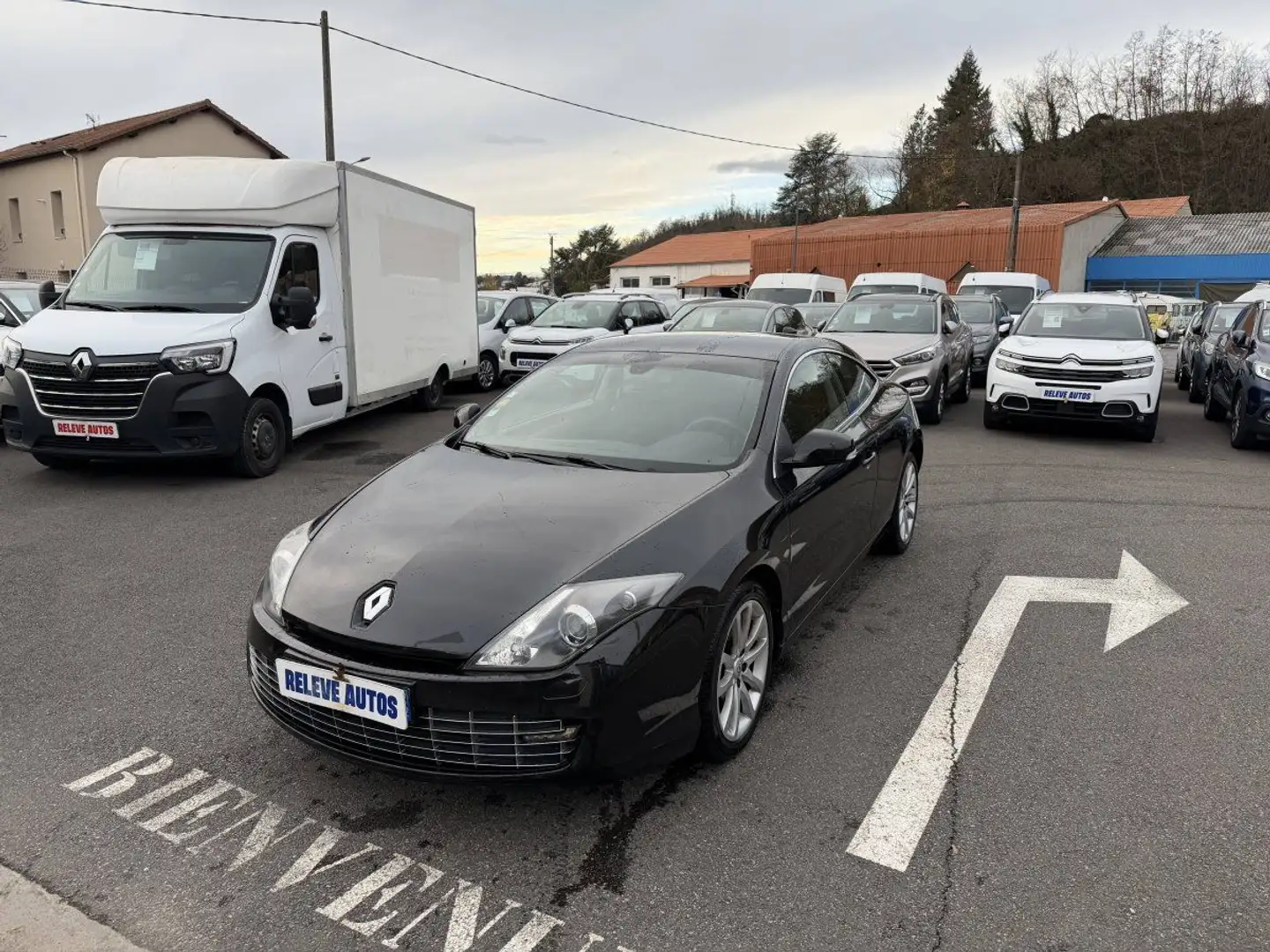 Renault Laguna III (B91) 2.0 dCi 150ch FAP Initiale Zwart - 2