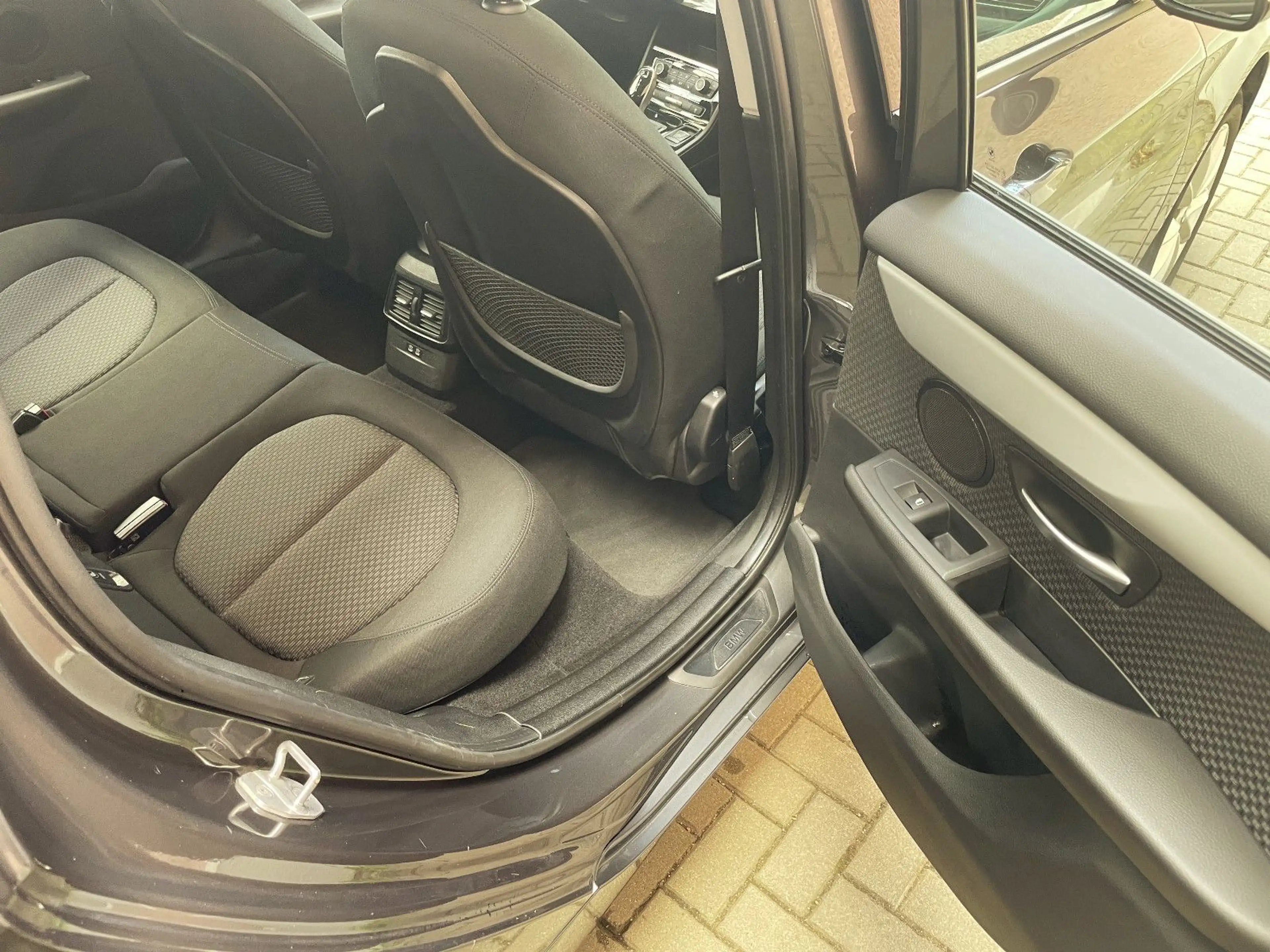 BMW 216 d Active Tourer, Advantage, LED!!! — photo 12