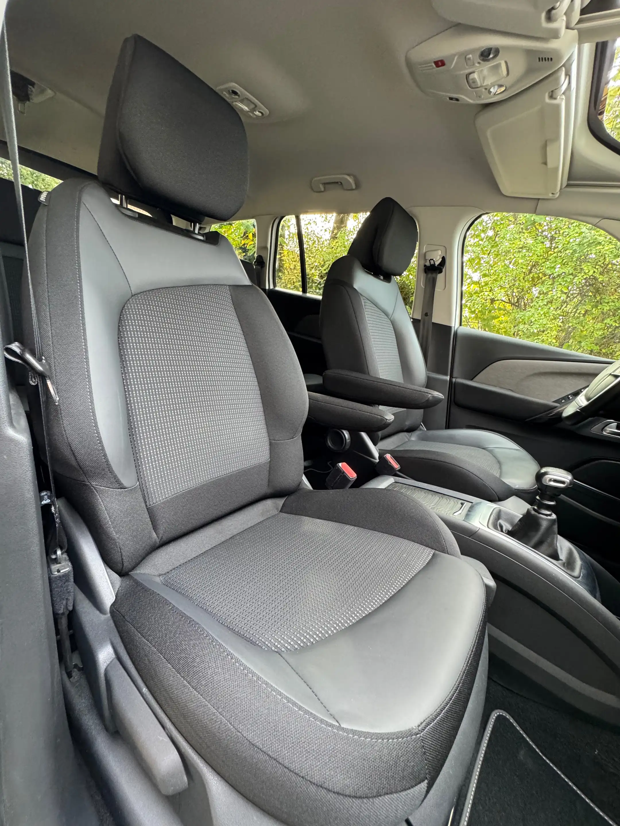 Citroen Grand C4 SpaceTourer 7Places - GPS - Keyless - CarPlay — photo 12