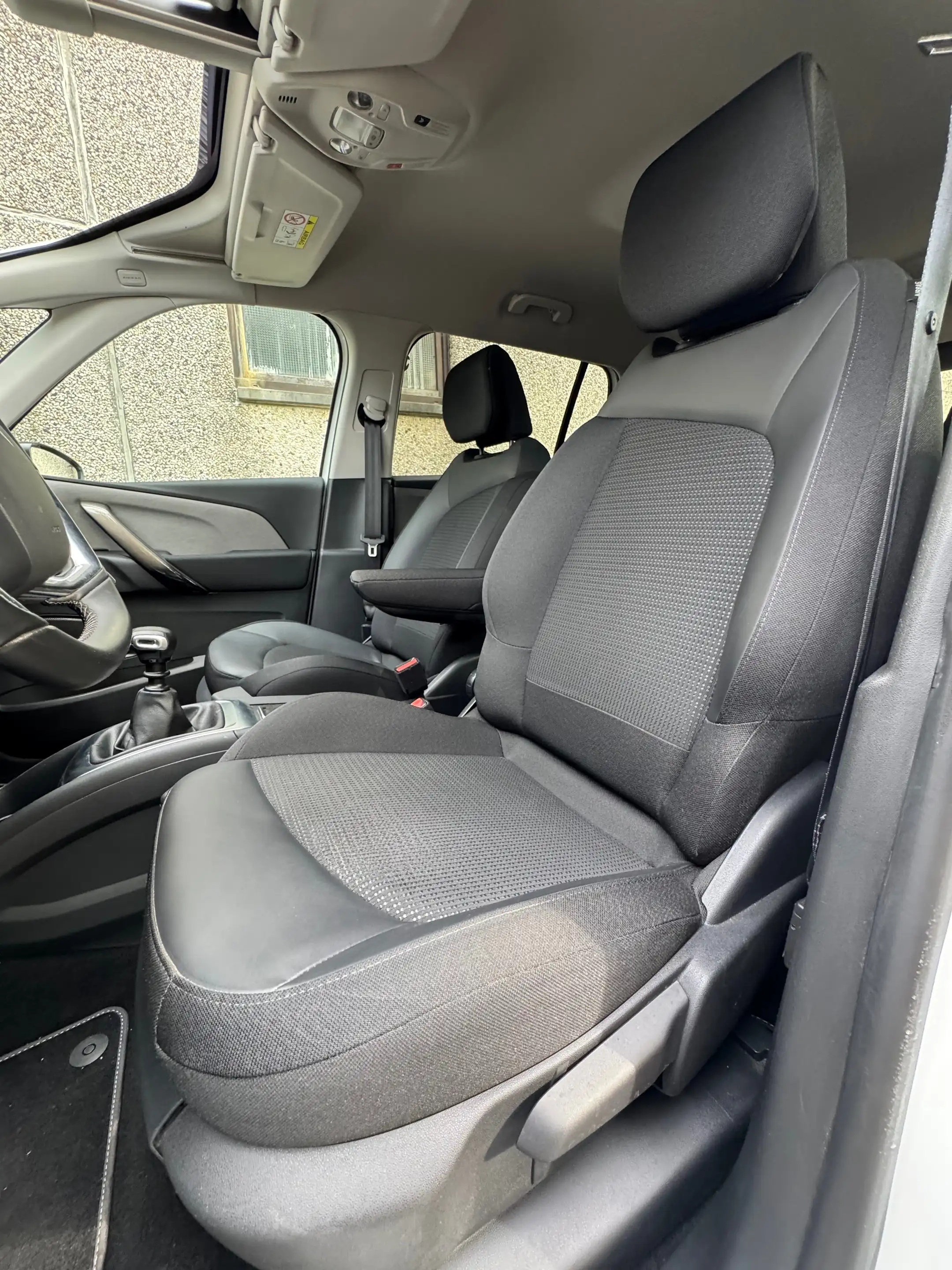 Citroen Grand C4 SpaceTourer 7Places - GPS - Keyless - CarPlay — photo 9