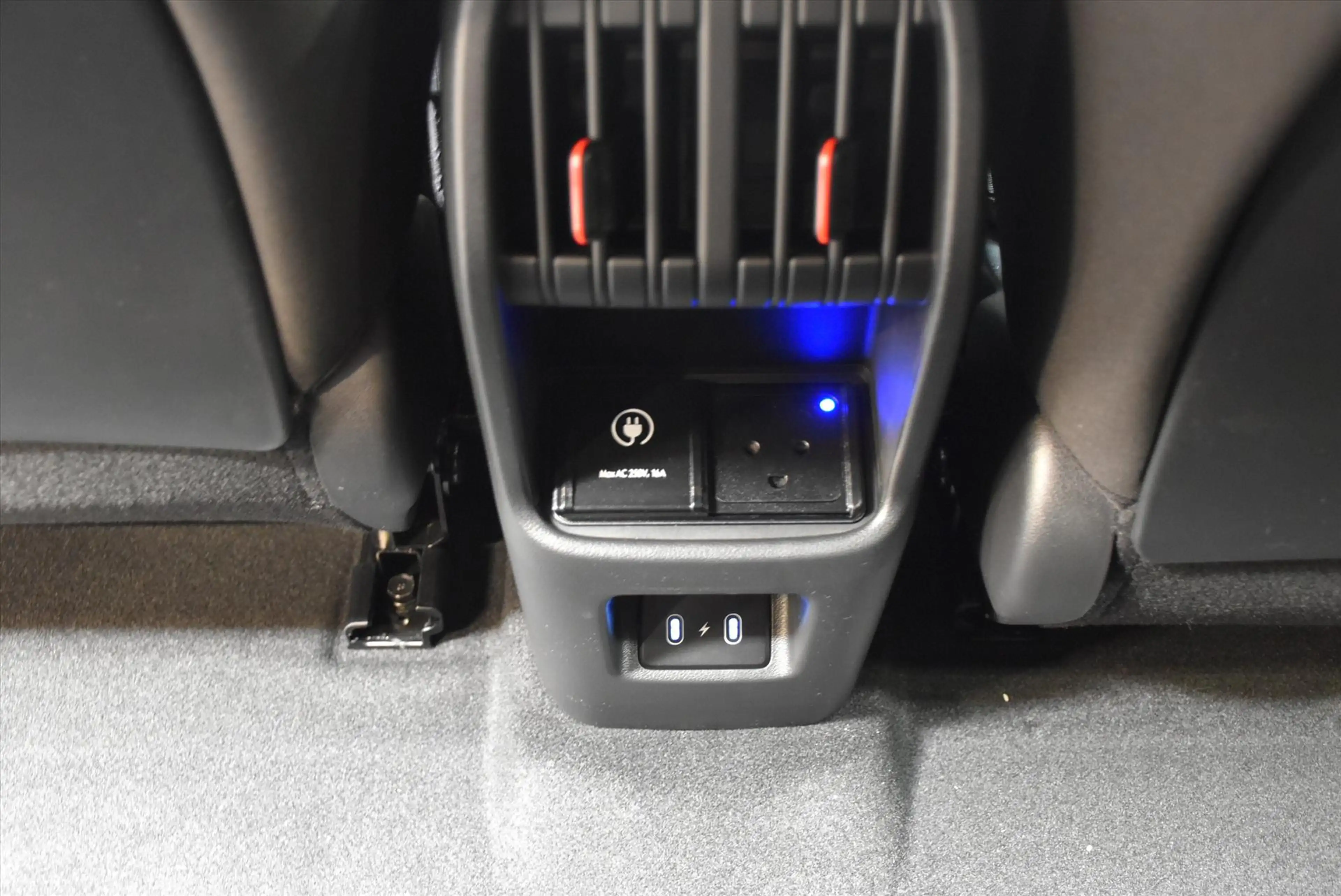 Hyundai KONA 64,8 kWh N Line I Voorraad deal ! — photo 15