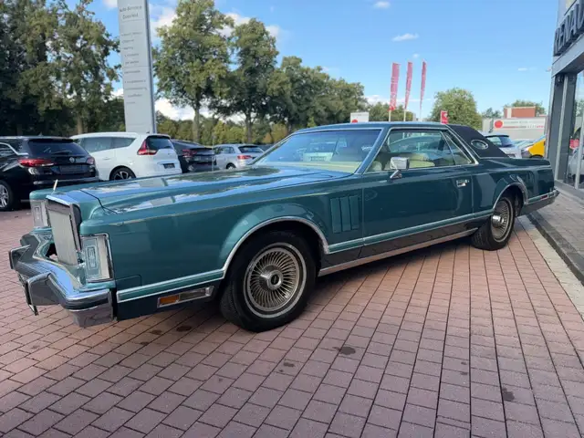 Lincoln Continental