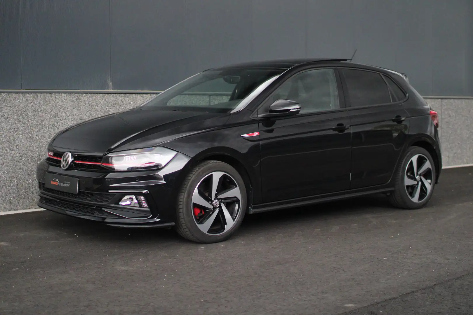 Volkswagen Polo GTI 2.0 TSI OPF DSG Zwart - 1