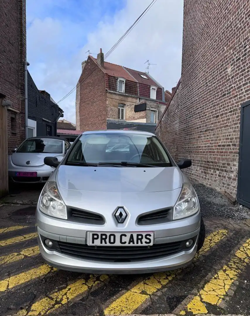 Renault Clio Gris - 2