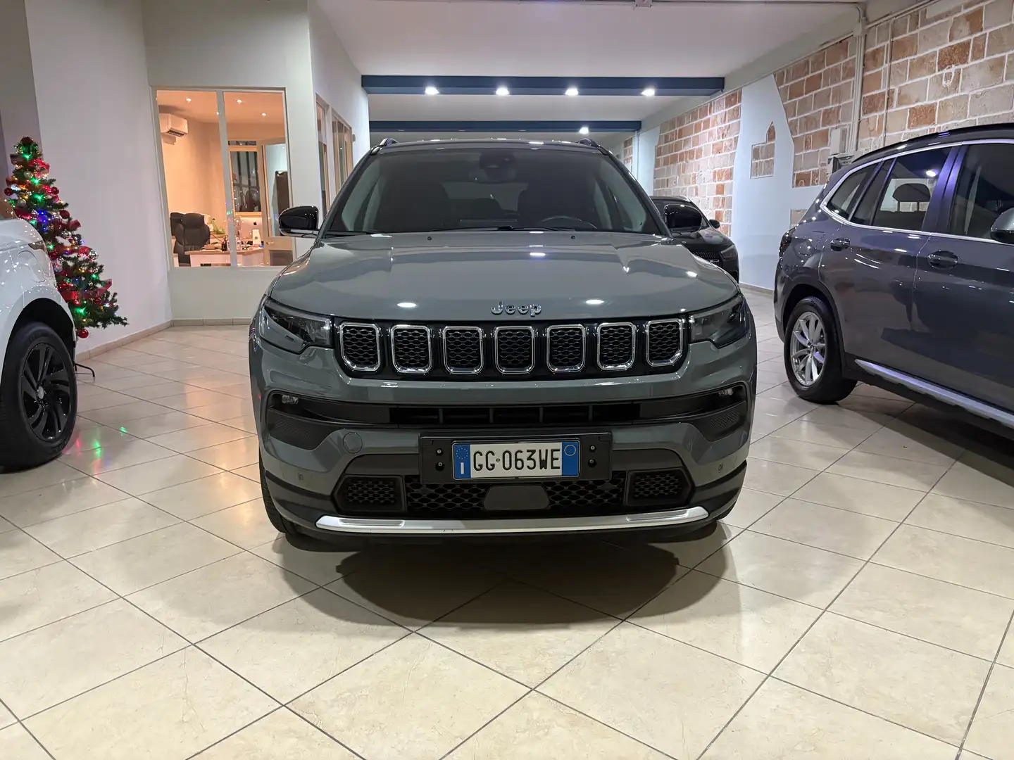 Jeep Compass Compass II 1.3 turbo t4 phev Limited 4xe auto Grigio - 1