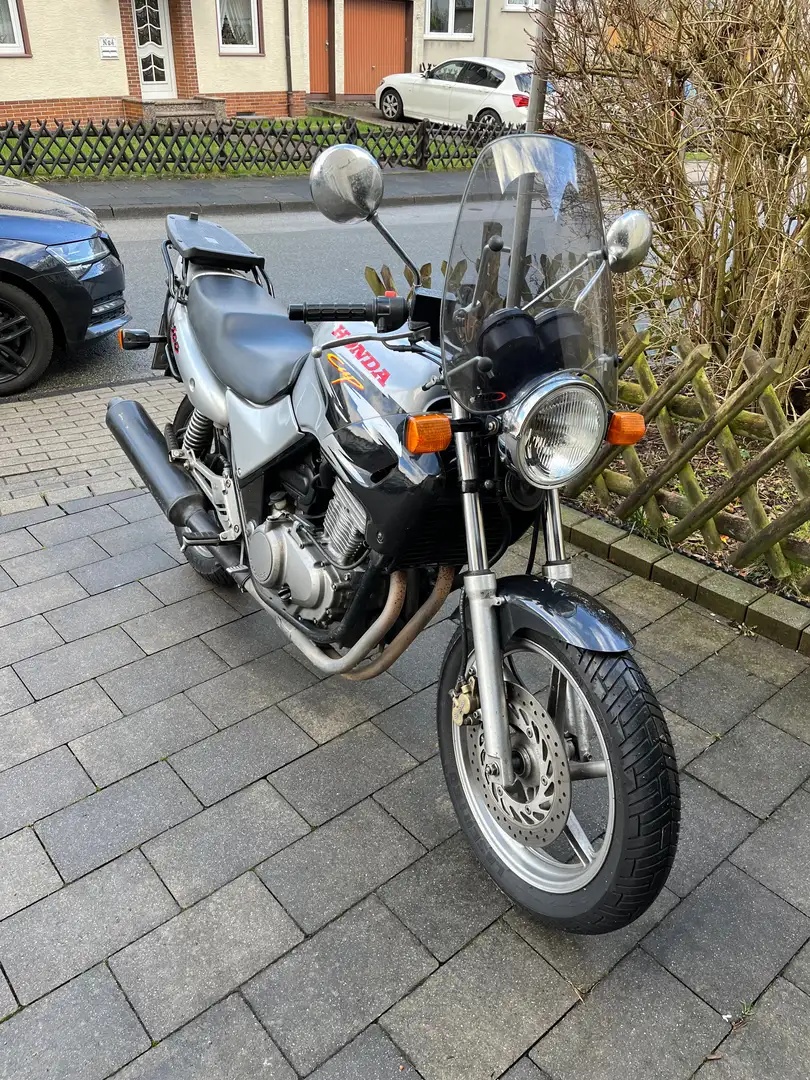 Honda CB 500 srebrna - 1