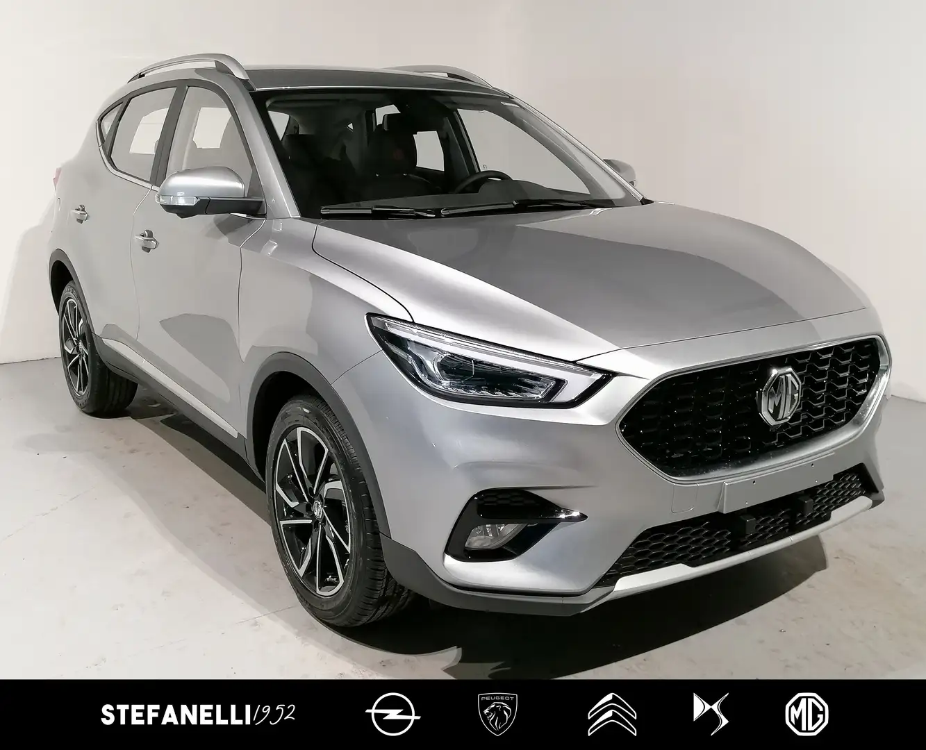 MG ZS 1.5 Luxury GPL Gri - 1