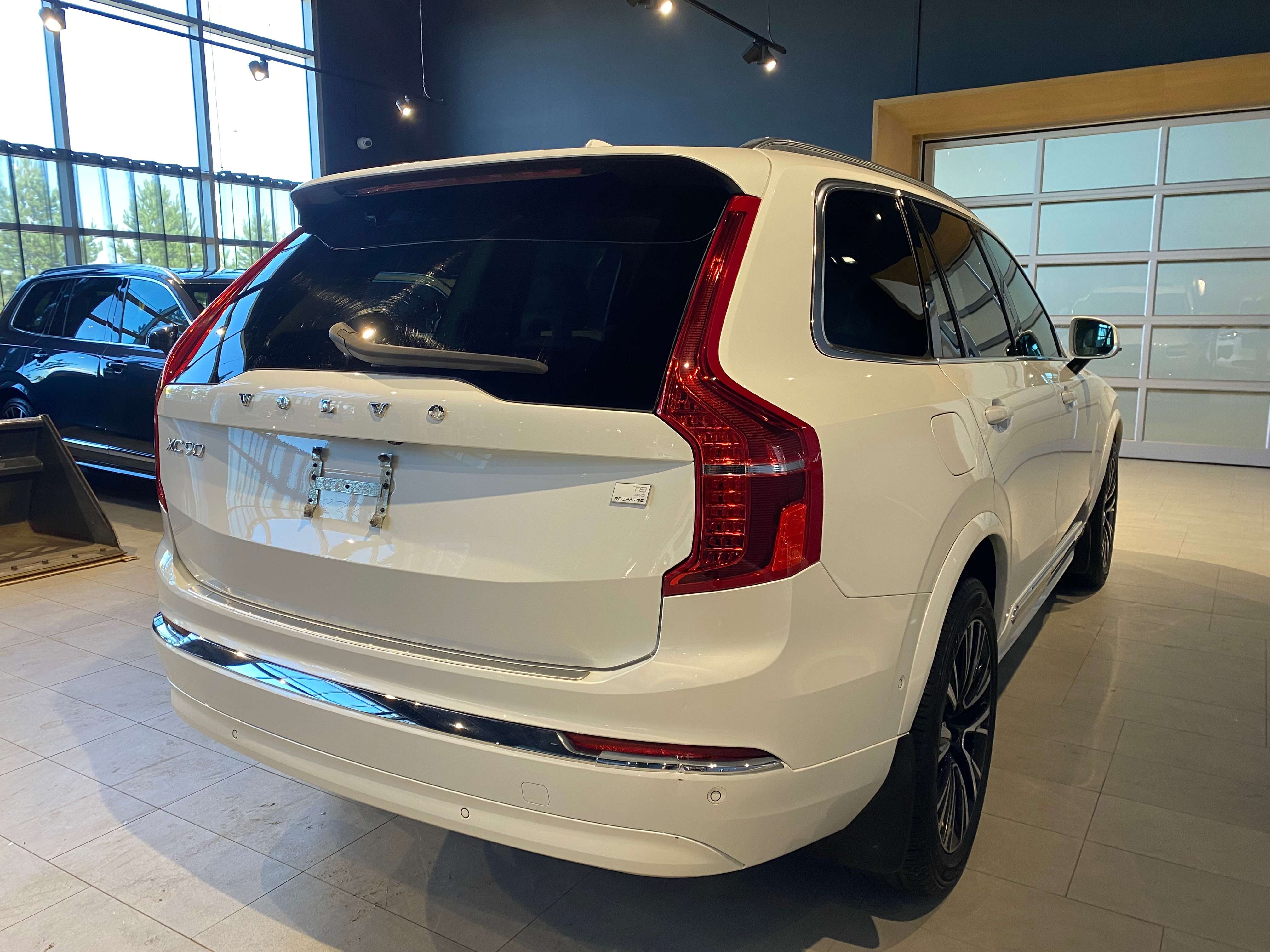 2024 Volvo XC90 T8 eAWD PHEV Plus Bright Theme 7-Seater — снимка 1