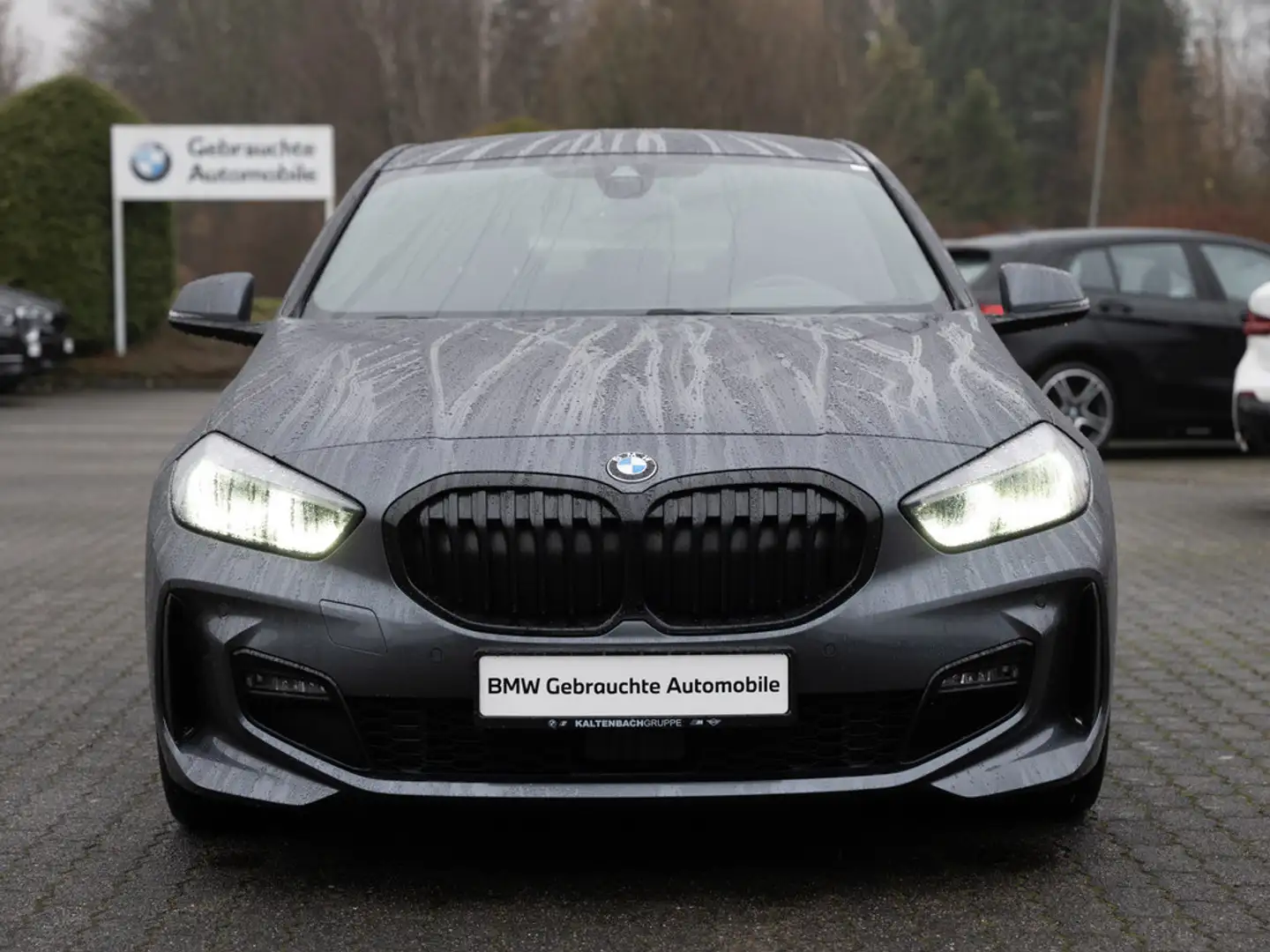 BMW 118 i M-Sport LED W-LAN NAVI SHZ PDC MEMORY Grijs - 2